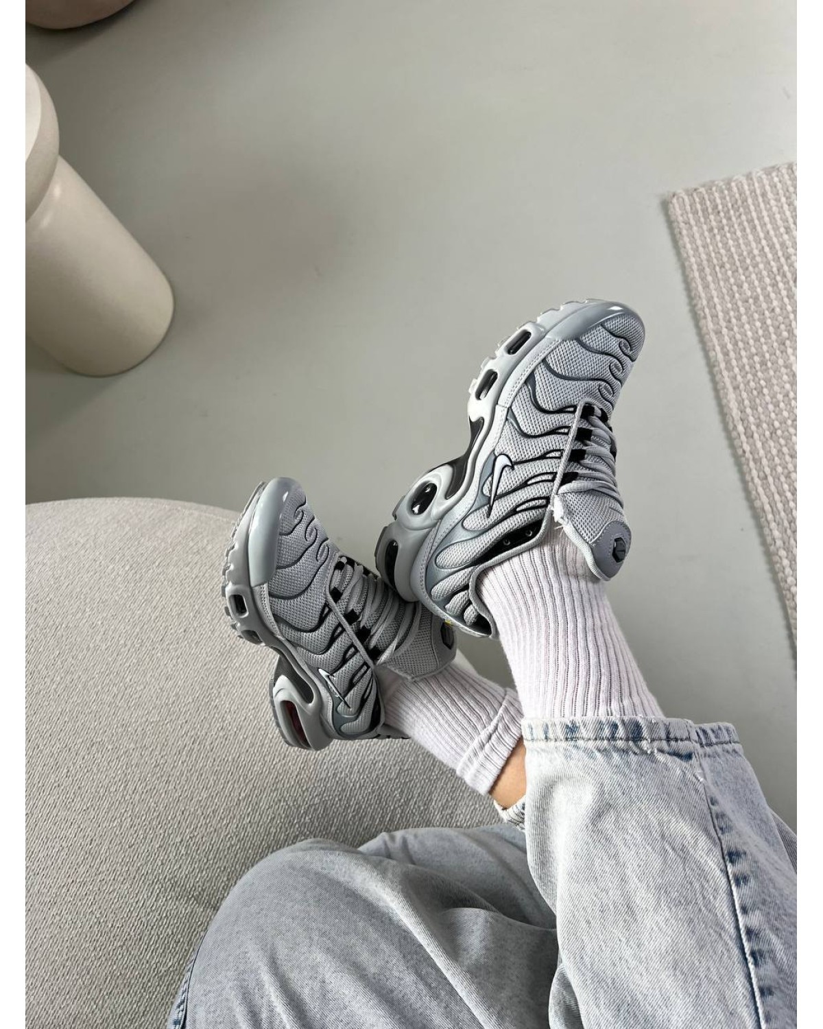 Nike TN White Grey