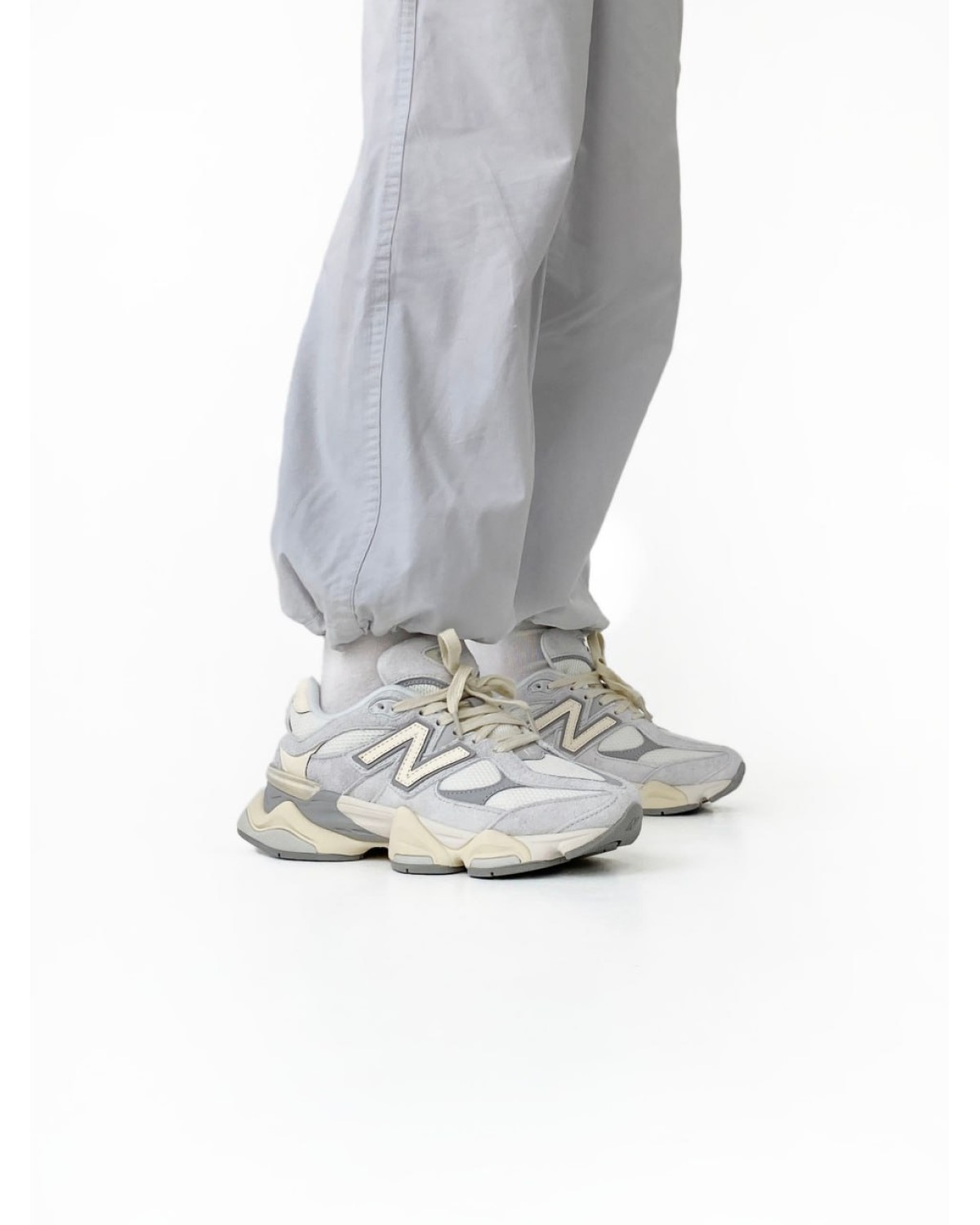 New Balance 9060 Grey/Beige