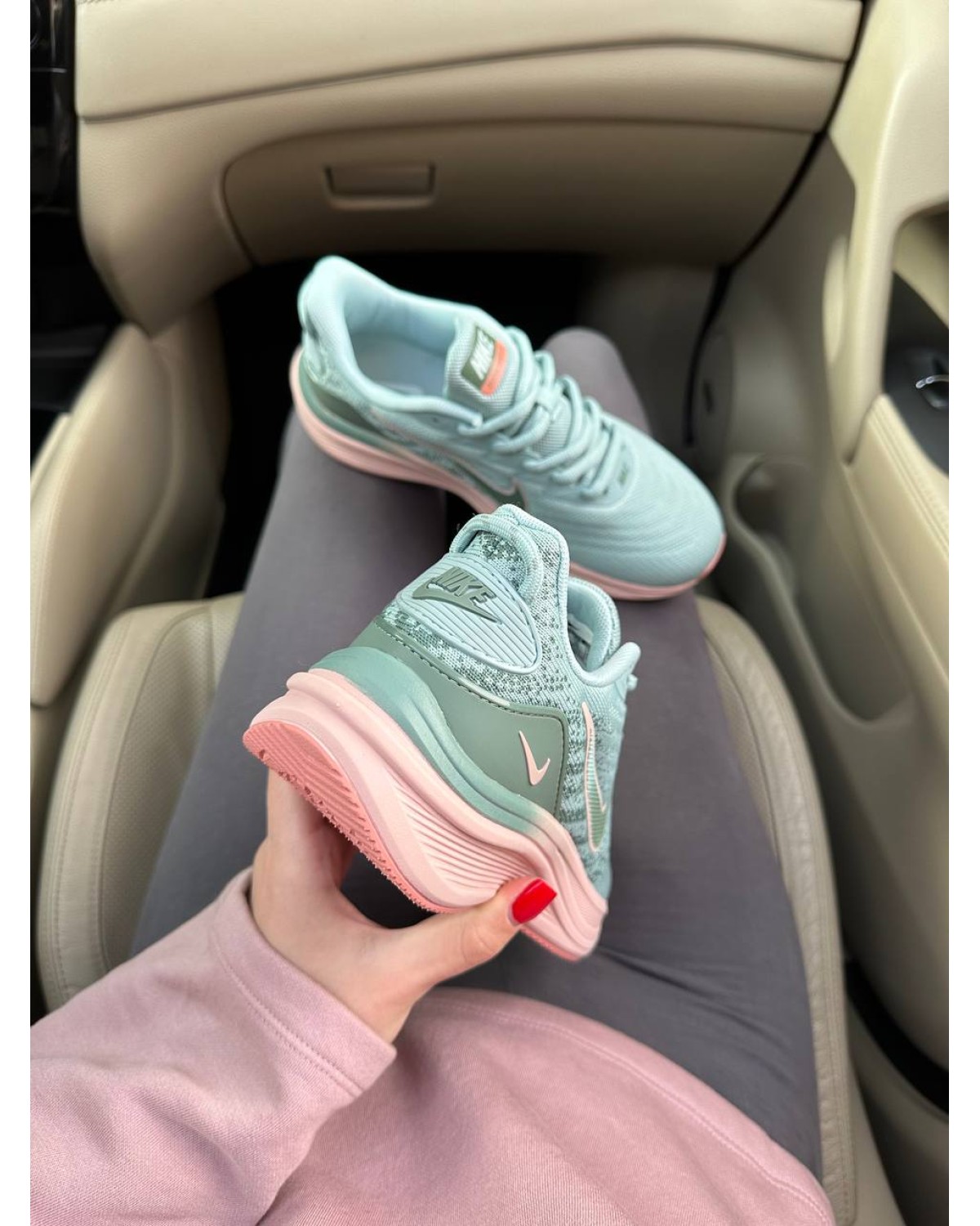Nike Air Zoom Winflo Blue Pink Powder
