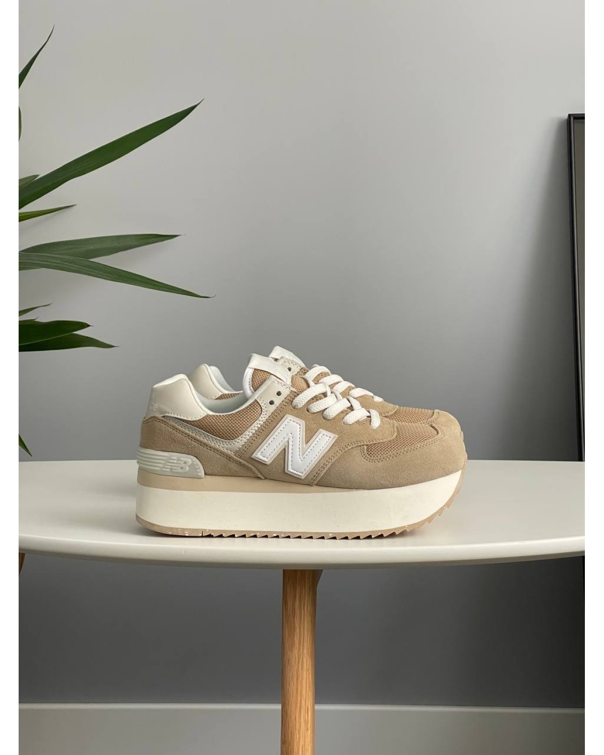 New Balance 574 Brown