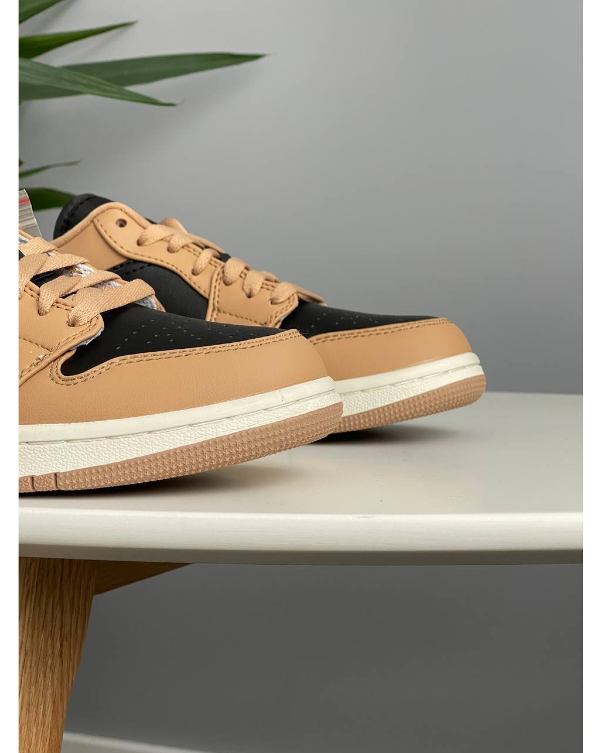 Nike Air Jordan 1 Low Desert