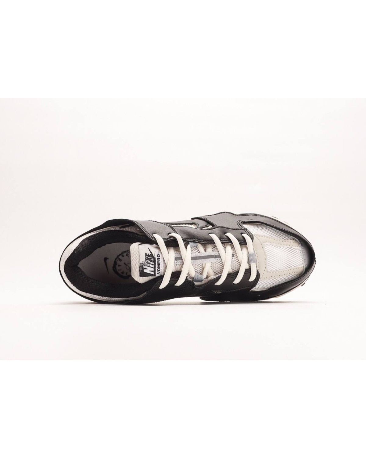 Nike Zoom Vomero 5 Timeless