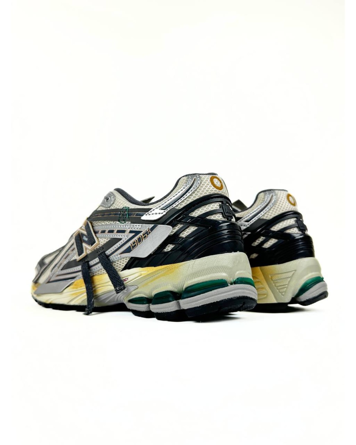 New Balance 1906А Metalic Beige