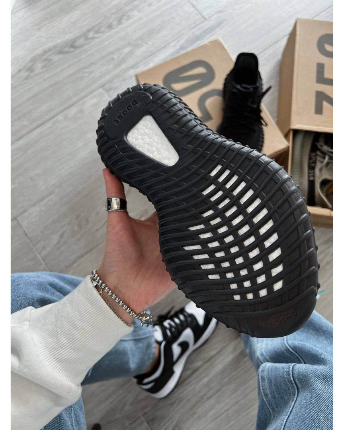 Adidas Yeezy Boost 350 V2 Onyx