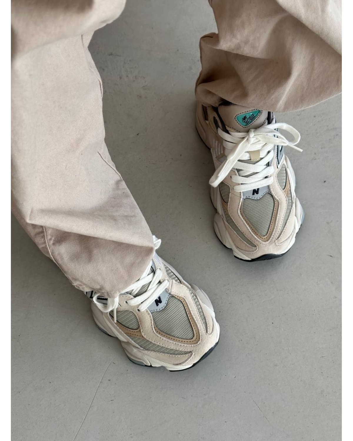 New Balance 9060 Beige