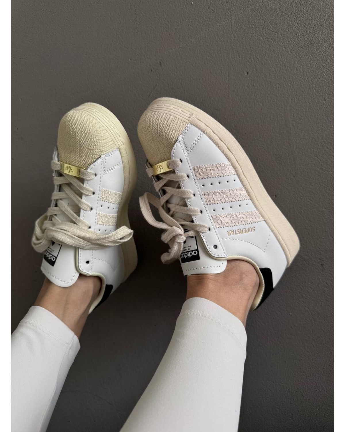 Adidas Superstar White / Beige Logo