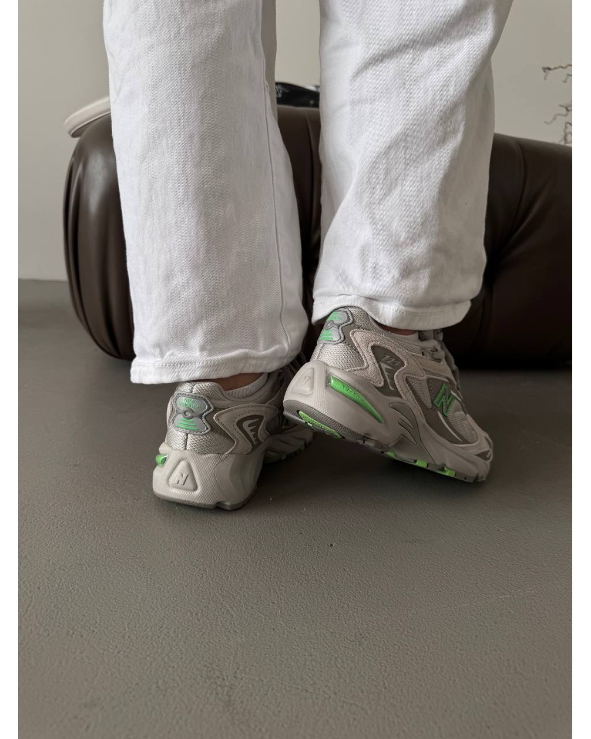 New Balance 725 Grey/Green