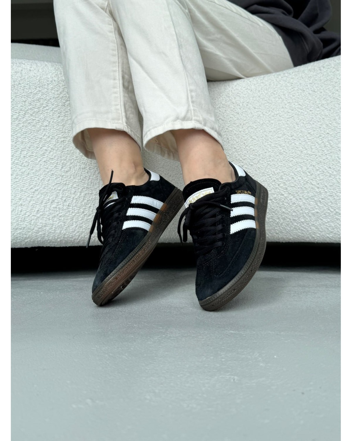 Adidas Spezial Black/White
