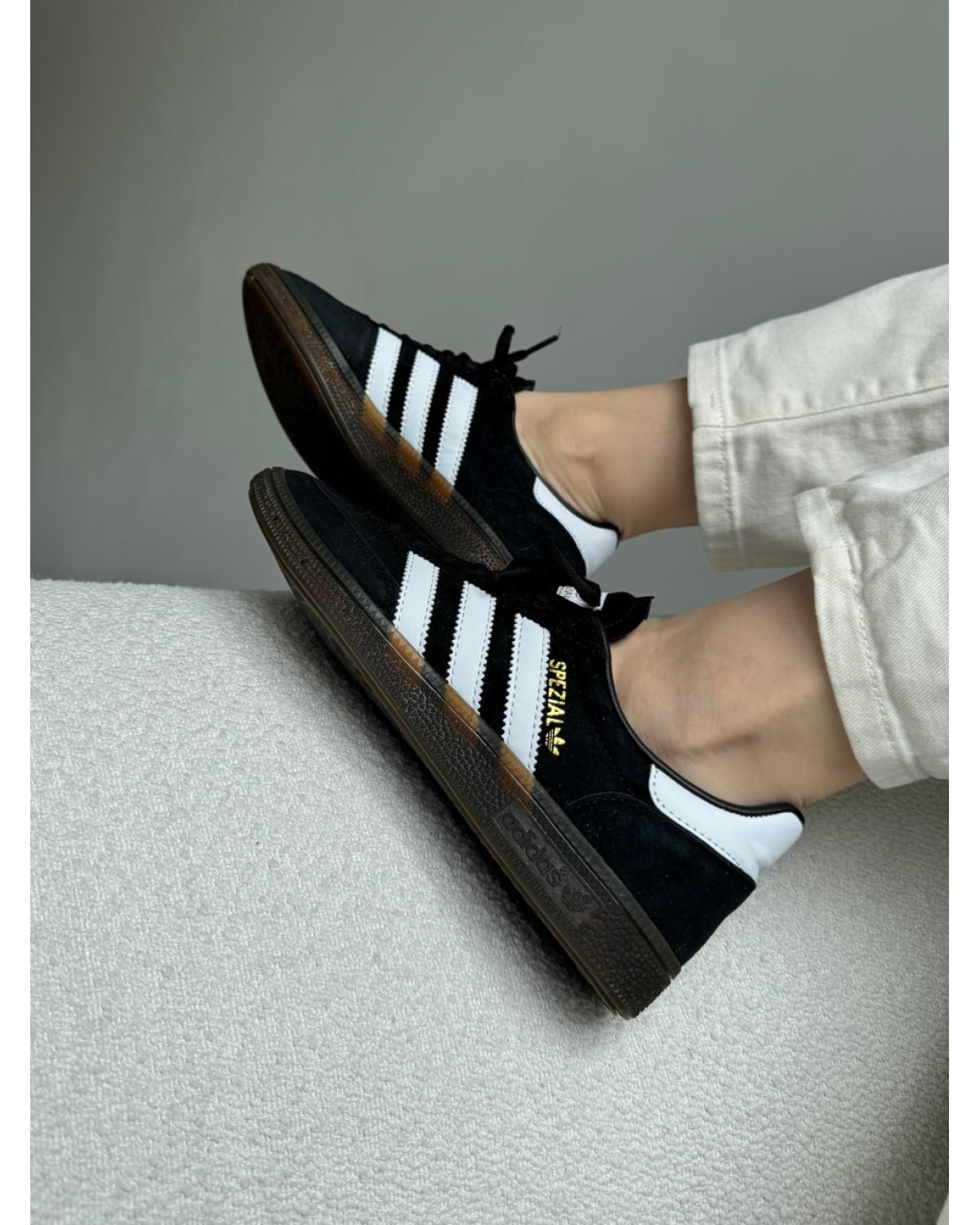 Adidas Spezial Black/White