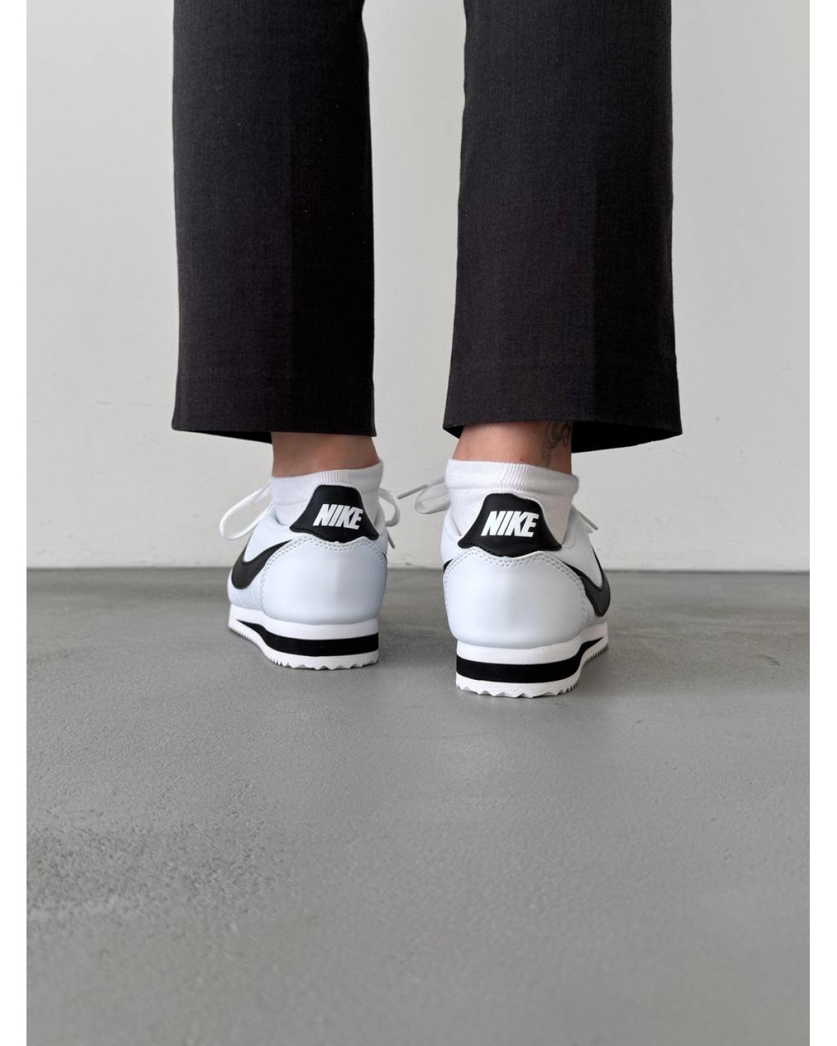 Nike Cortez White/Black
