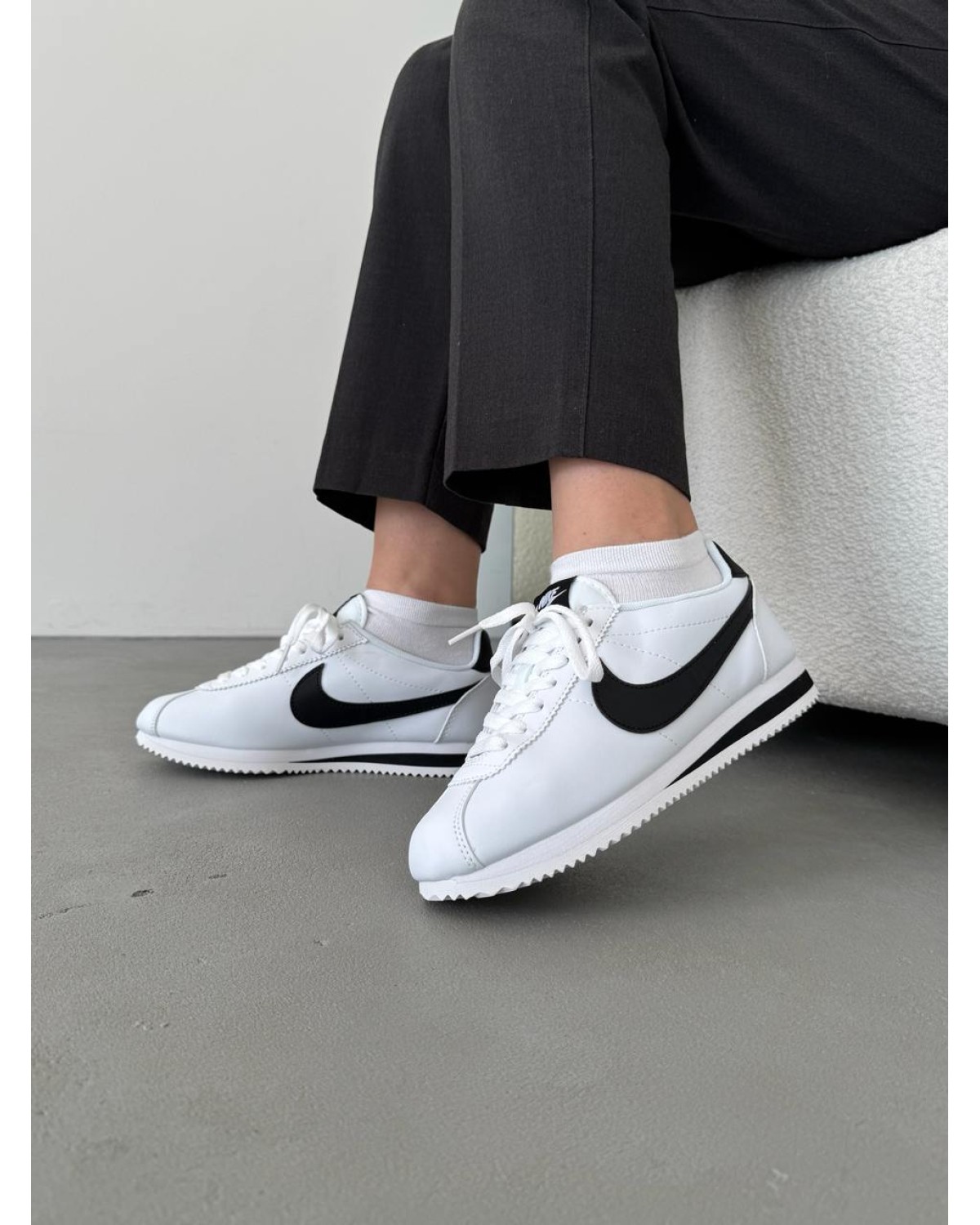 Nike Cortez White/Black