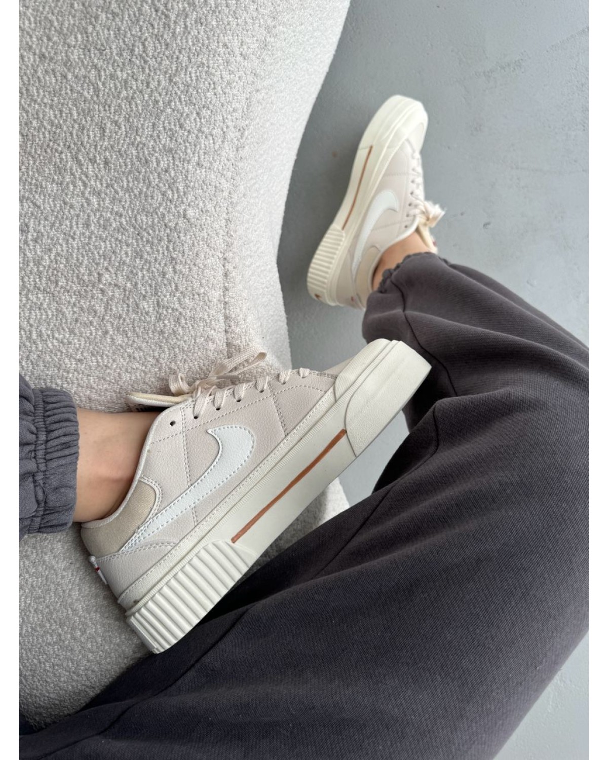 Nike Court Legacy Beige