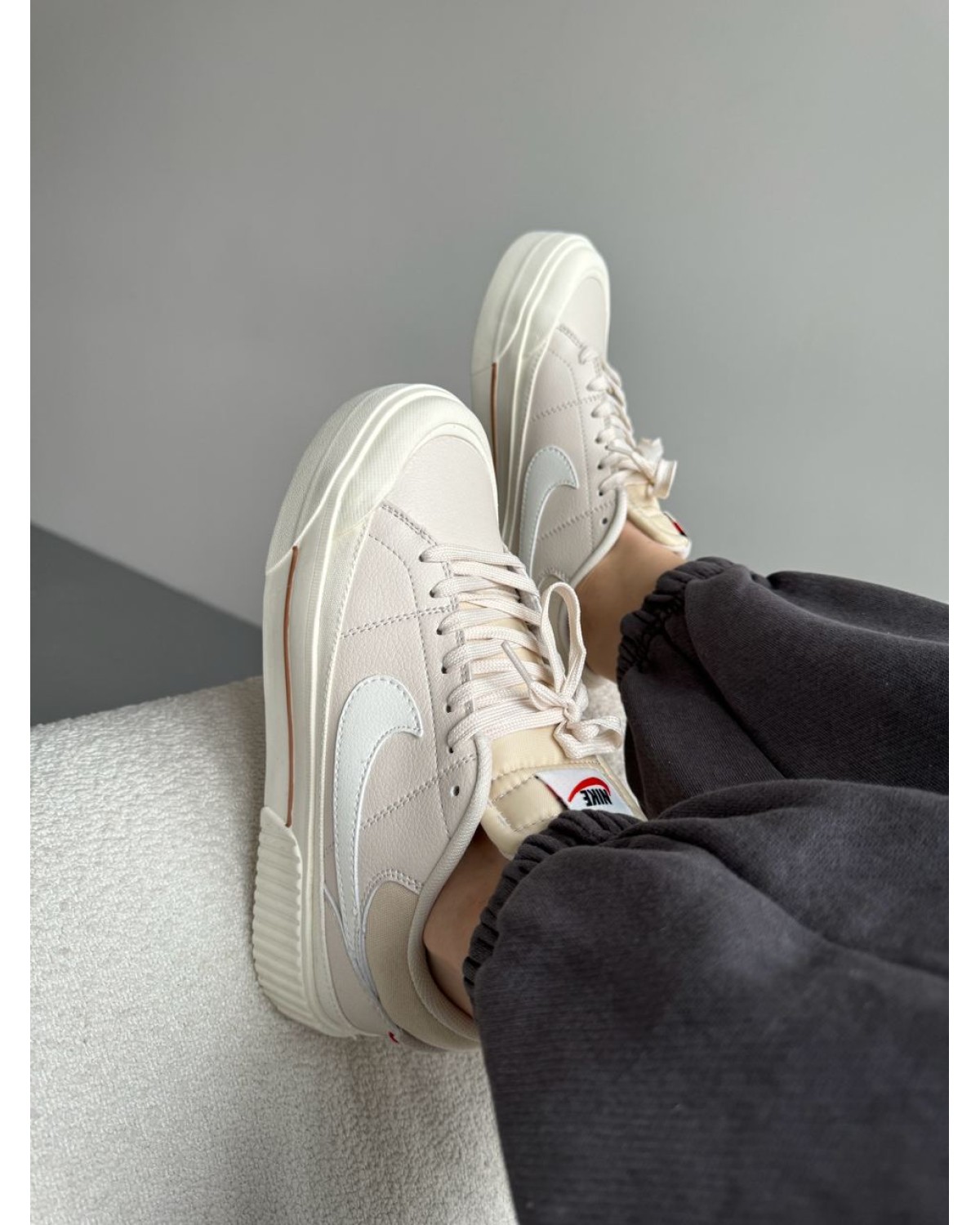 Nike Court Legacy Beige