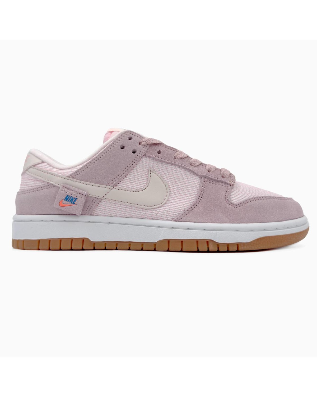 Nike Dunk Low Teddy Bear Pink