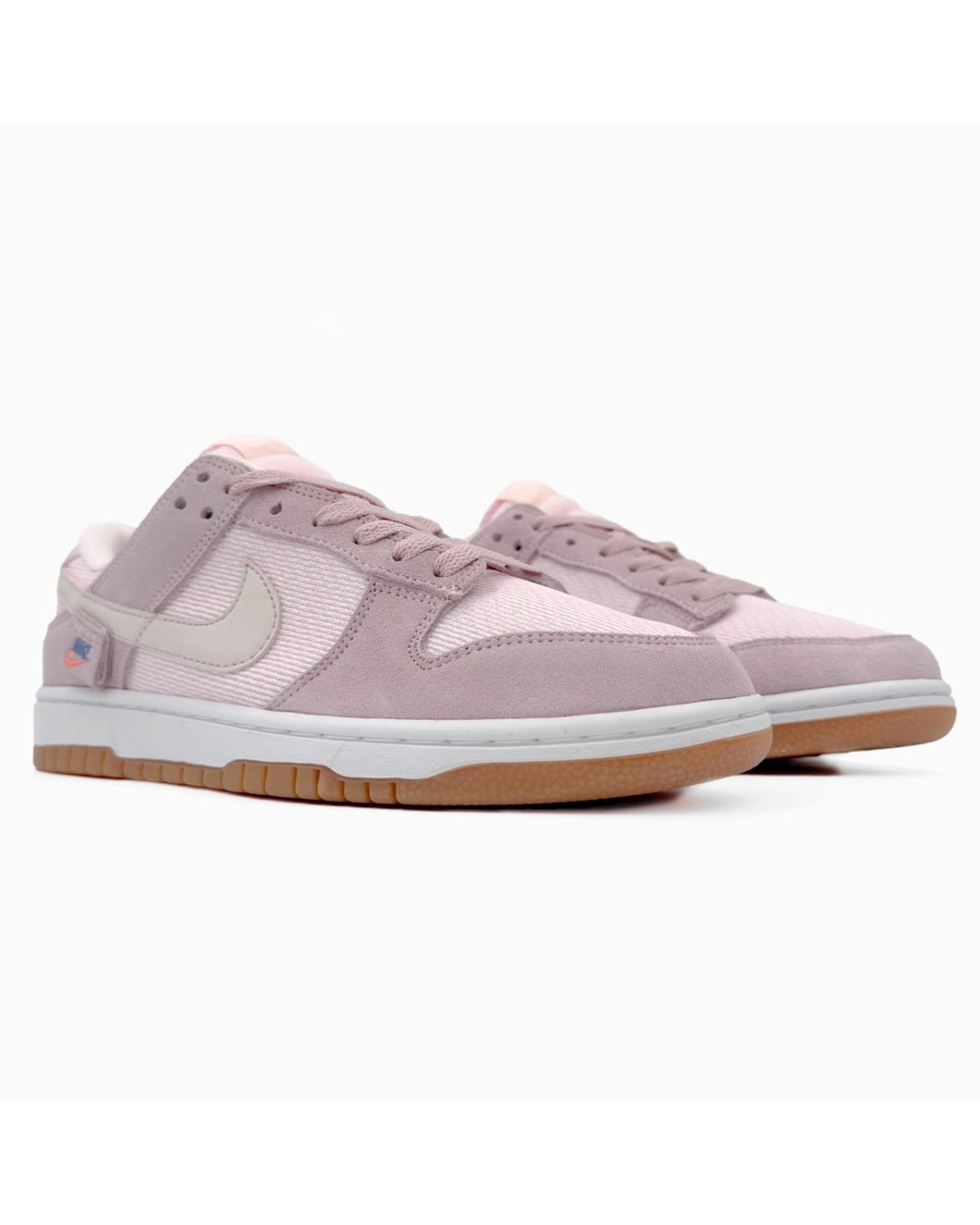 Nike Dunk Low Teddy Bear Pink