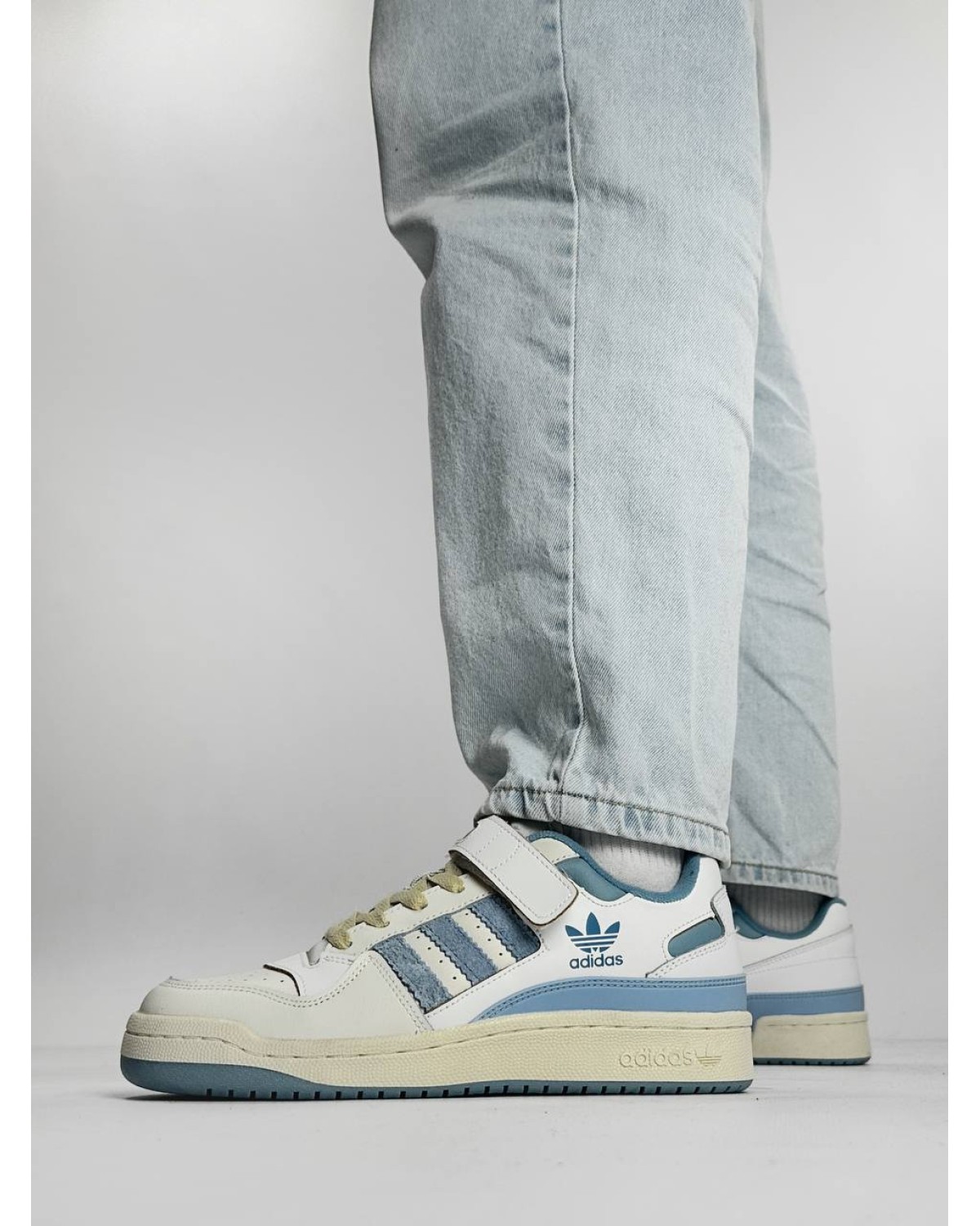 Adidas Forum Low Cream White Blue