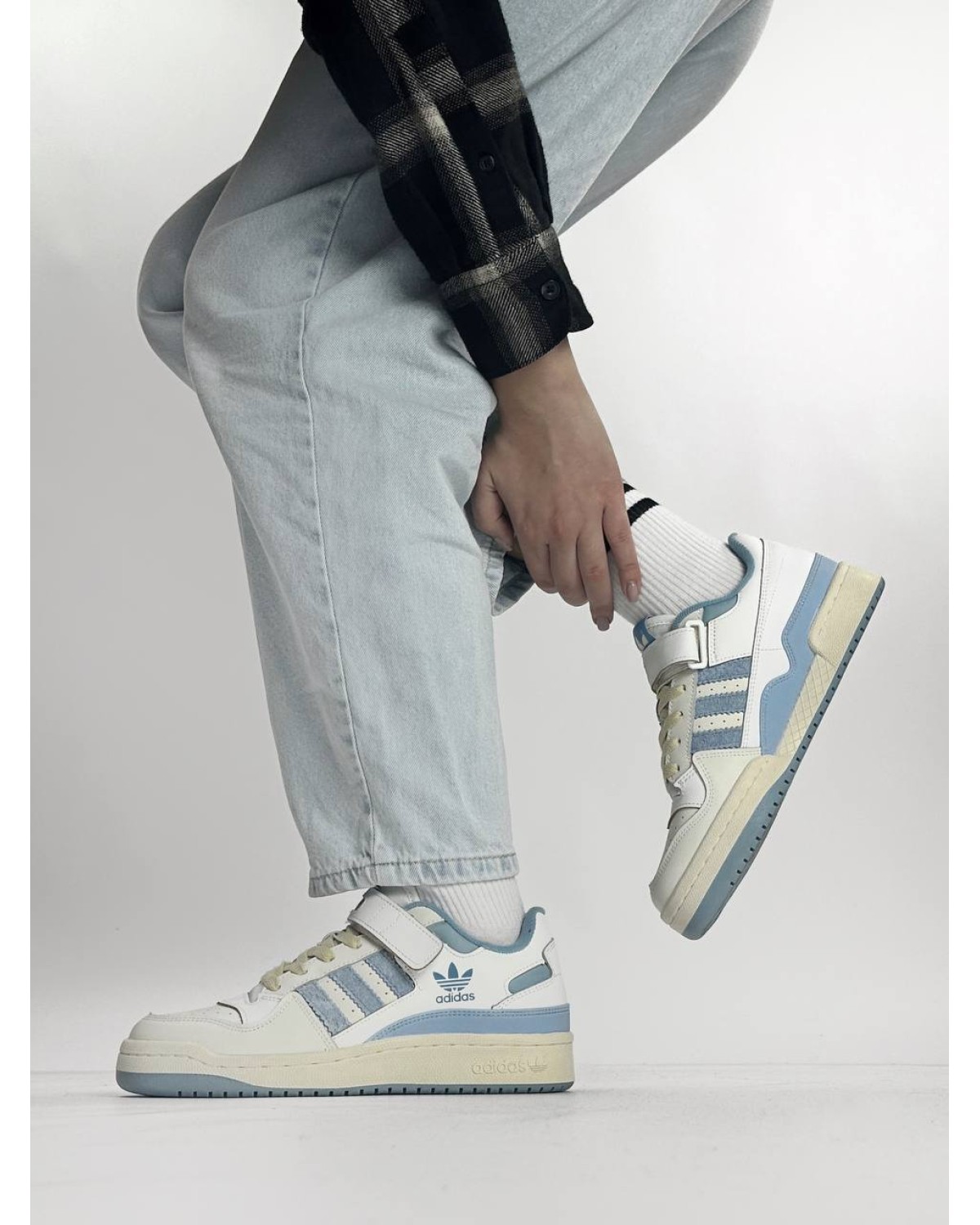Adidas Forum Low Cream White Blue