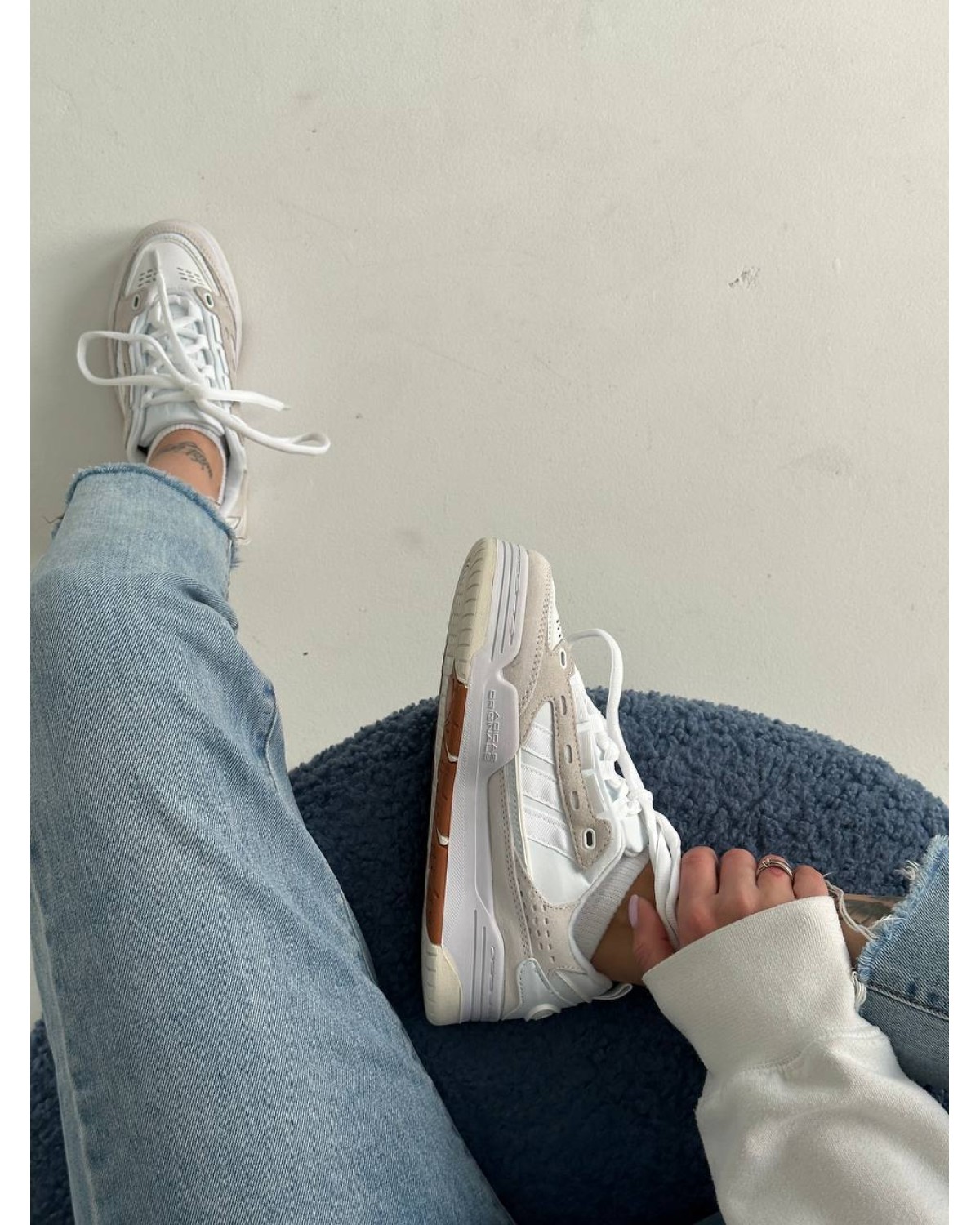Adidas Adi2000 White Beige
