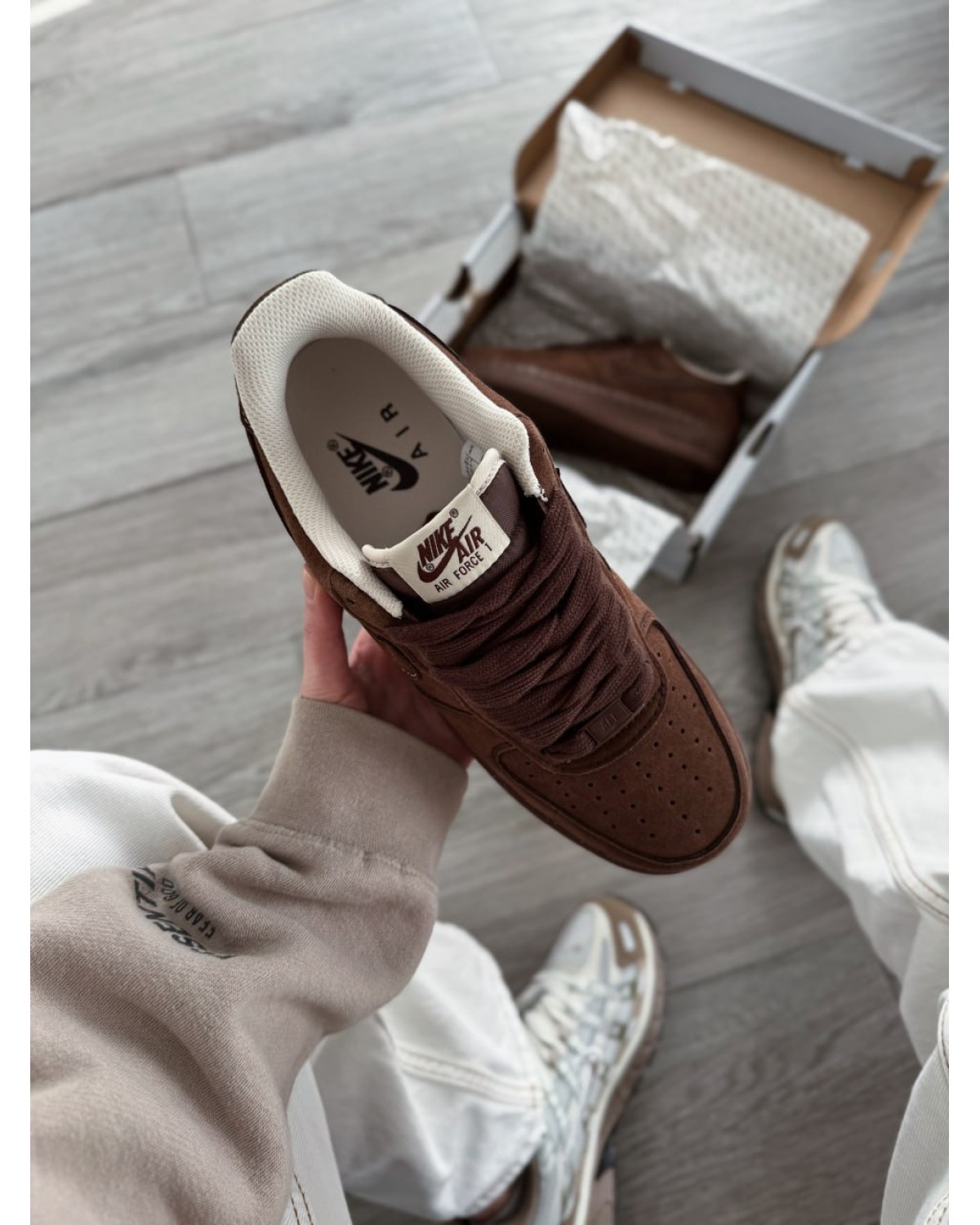 Nike Air Force 1 07 Brown