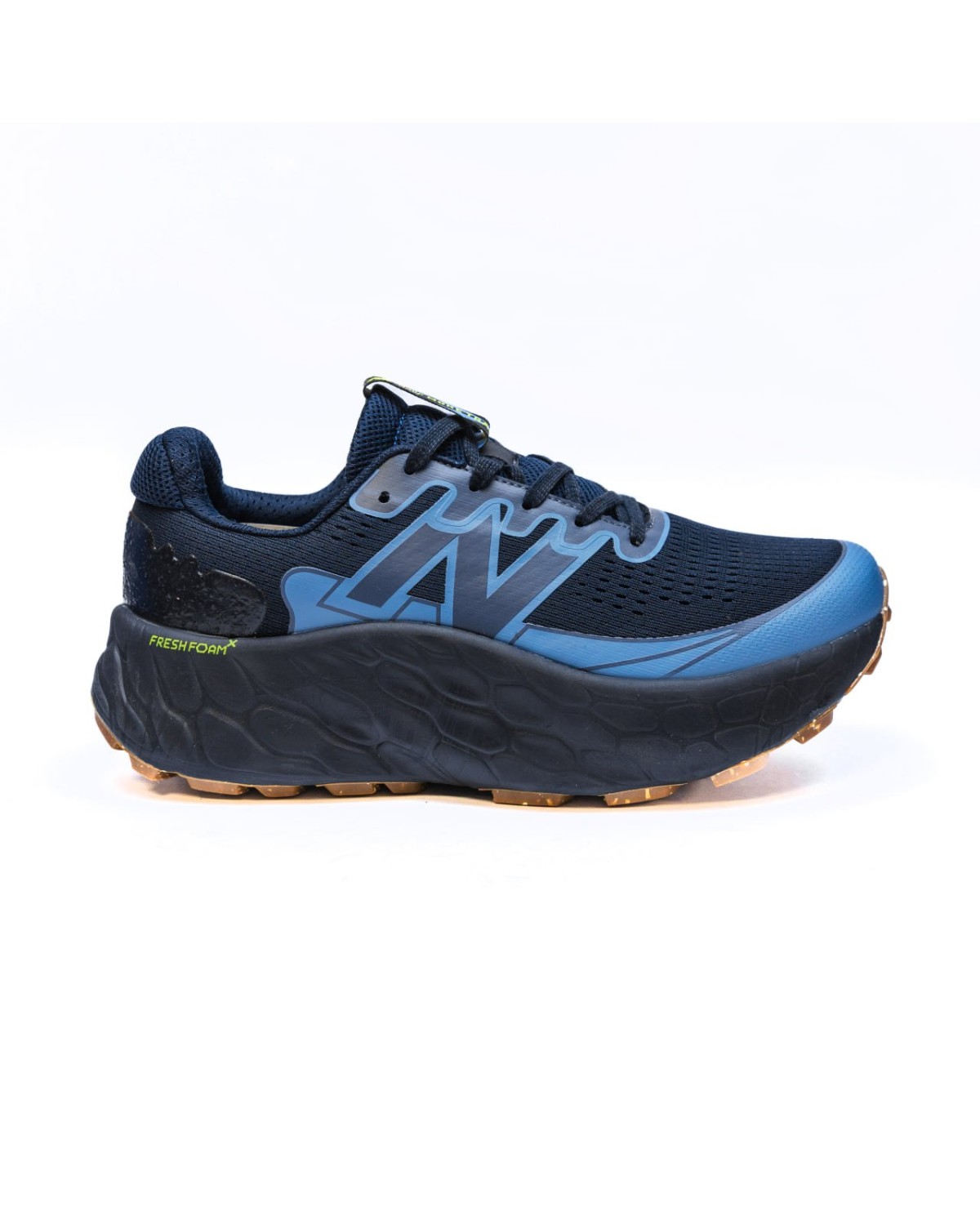New Balance More Trail v3