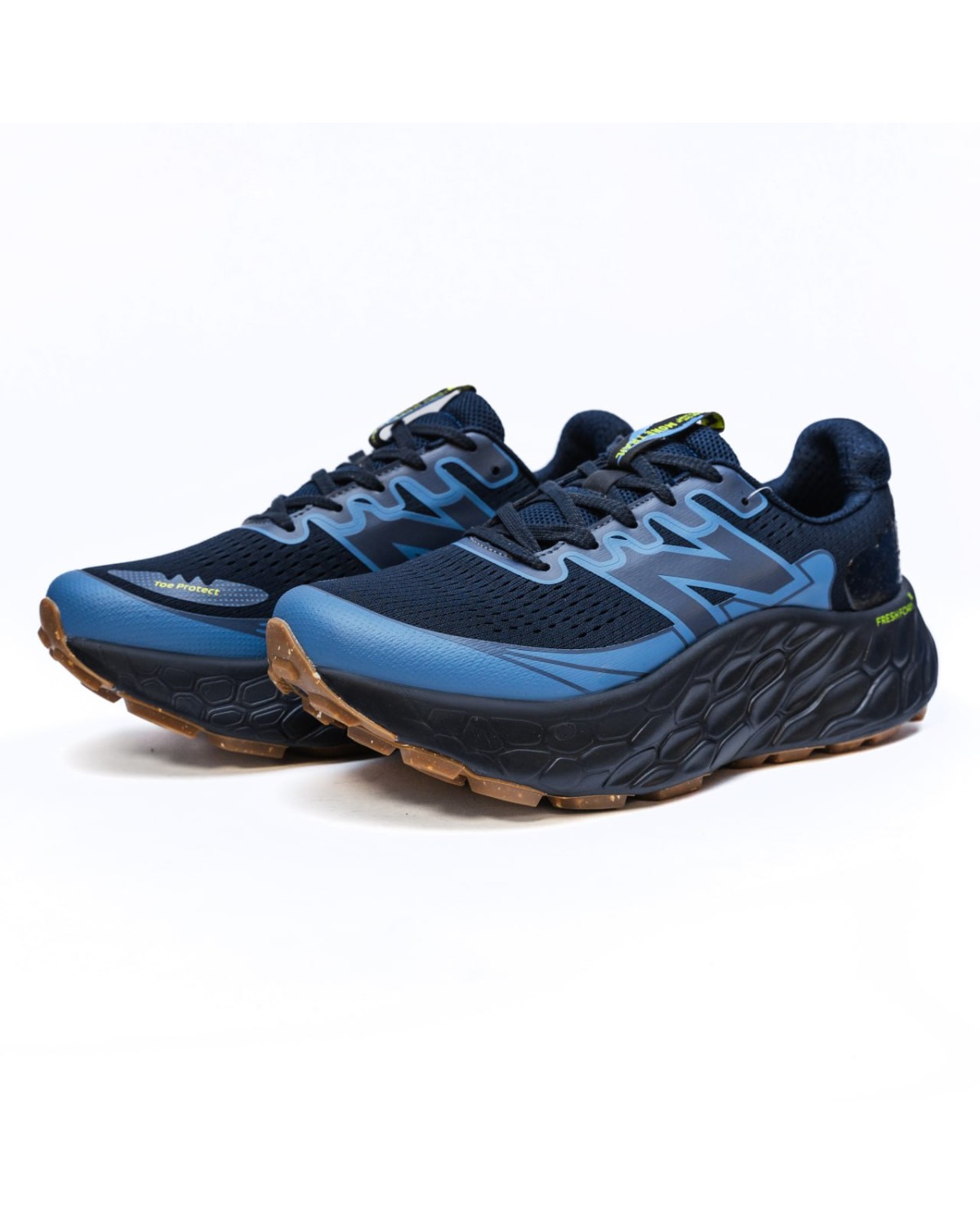 New Balance More Trail v3