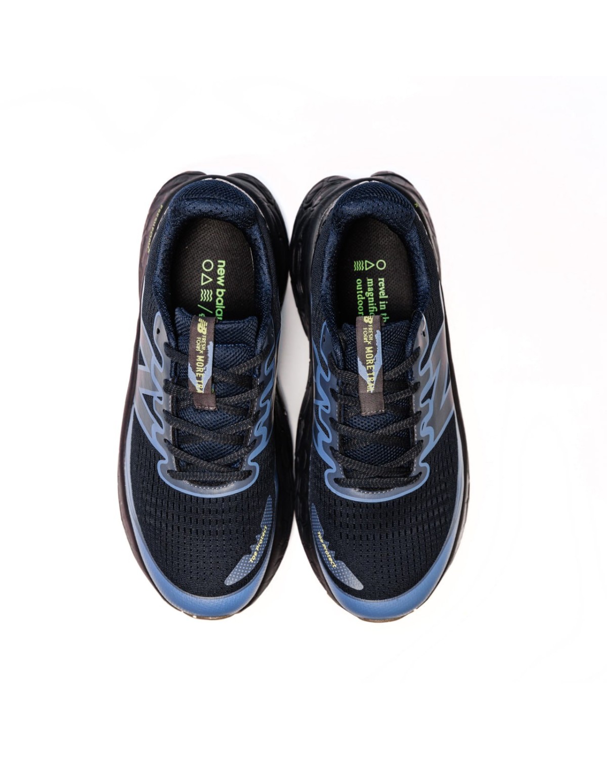 New Balance More Trail v3