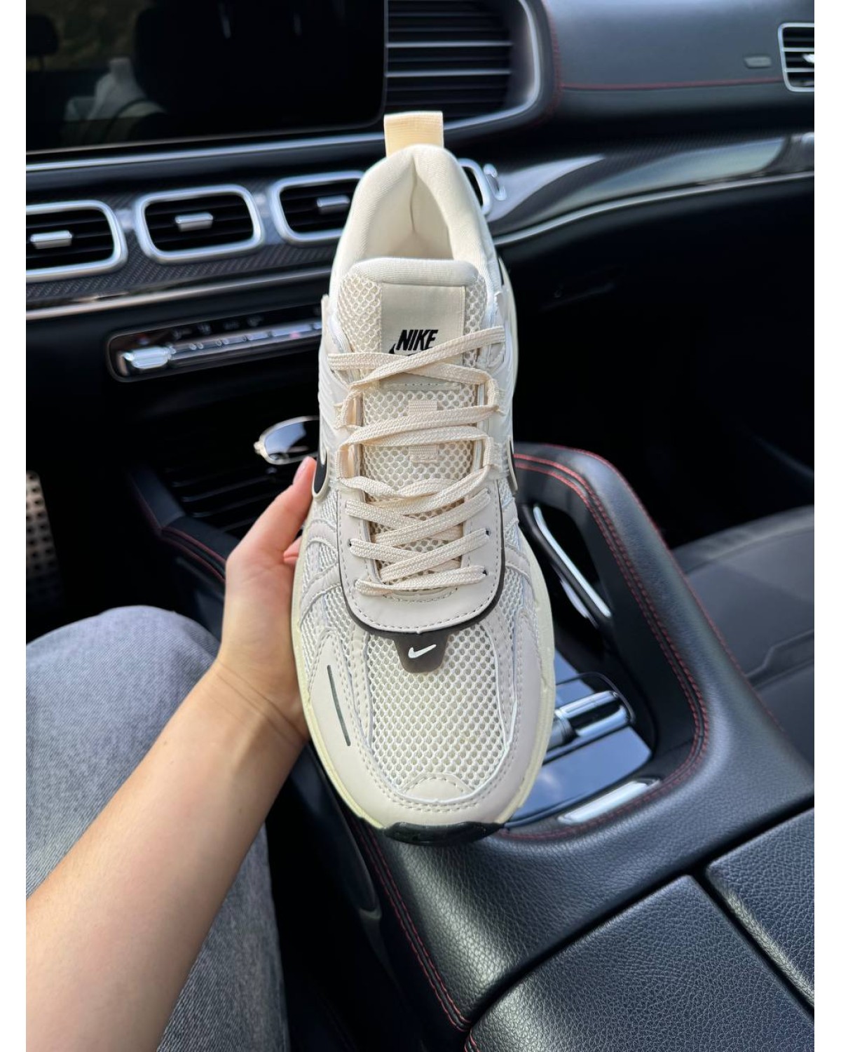 Nike V2K Run Light Beige Black