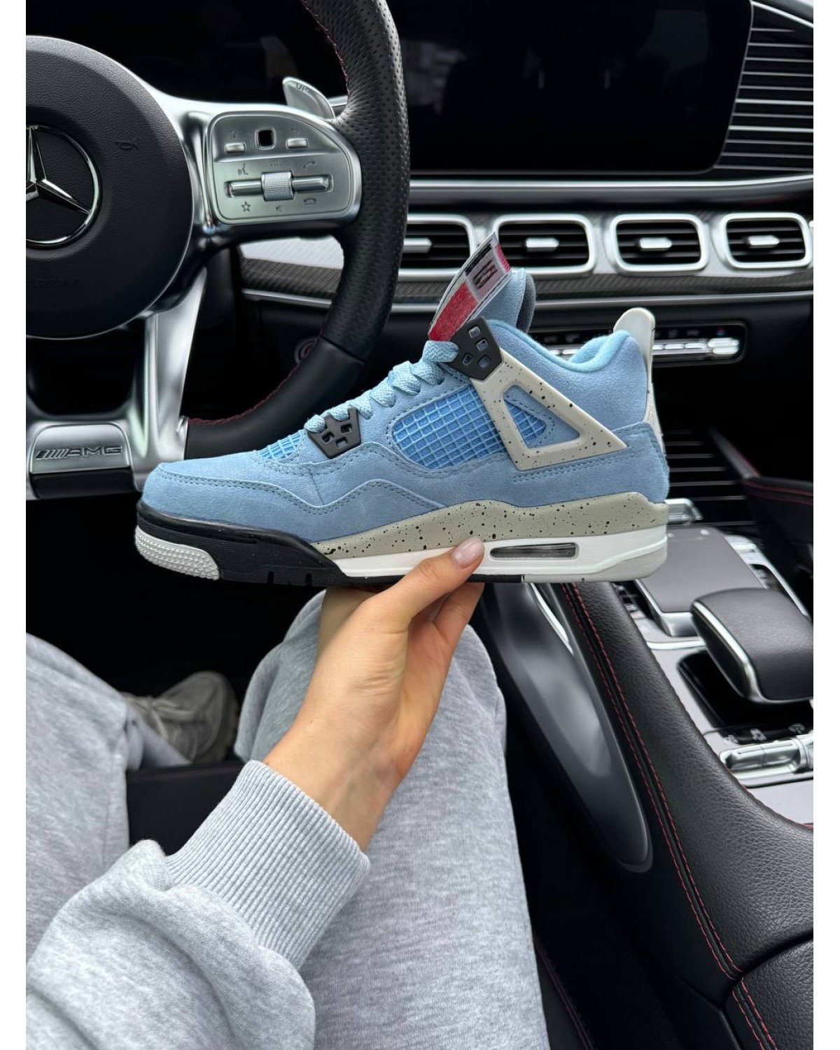 Nike Air Jordan 4 University Blue