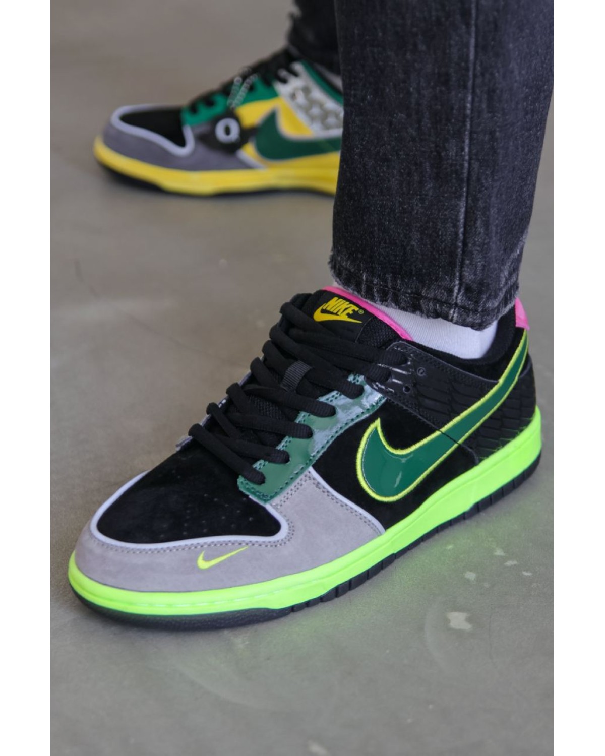 Nike Dunk Low What The Duck
