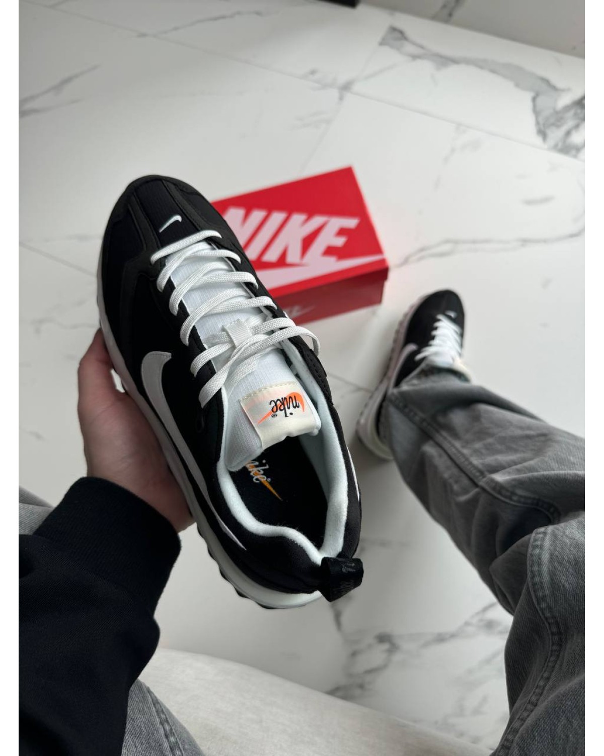 Nike Air Max Dawn Black