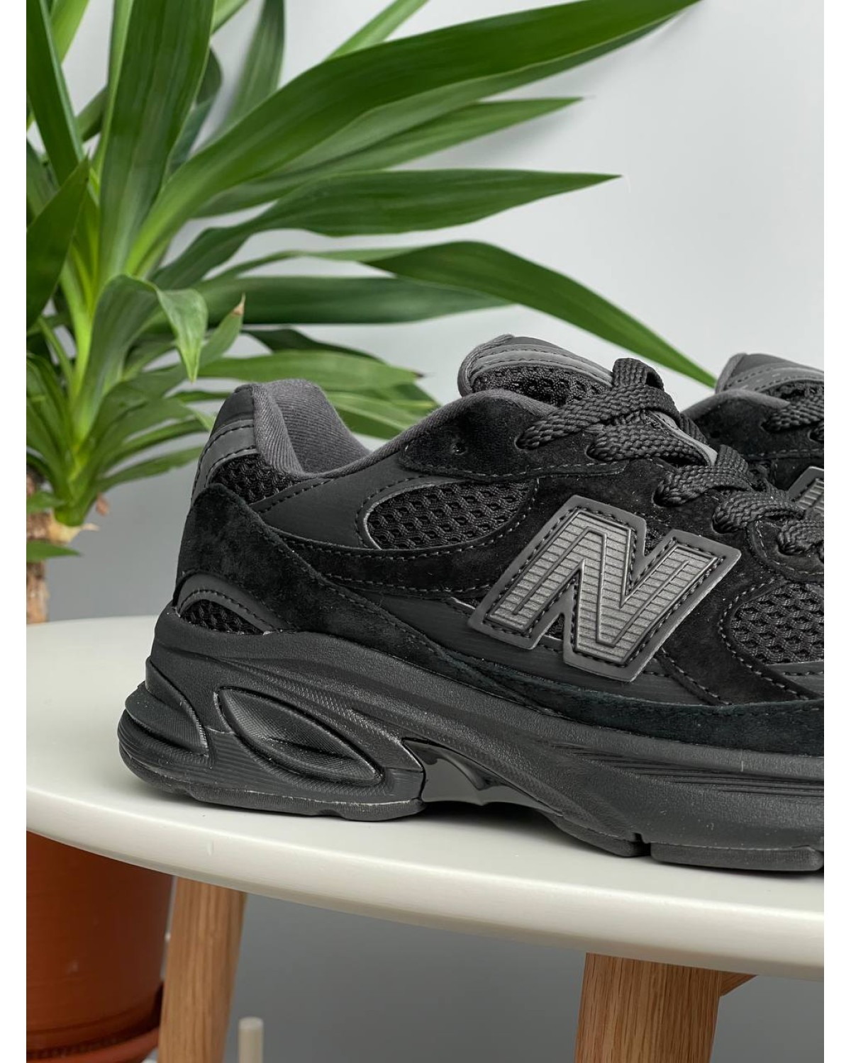 New Balance 2010 Black