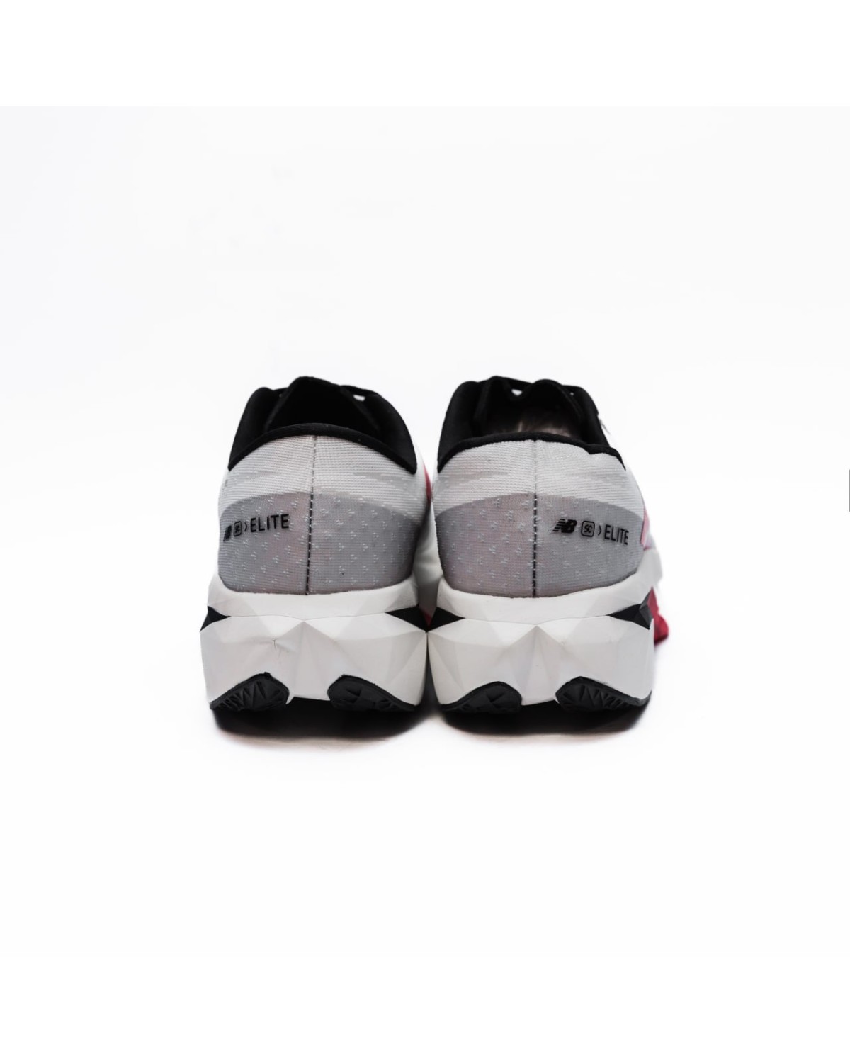 New Balance Elite V4