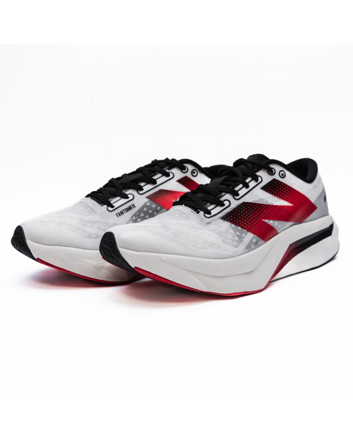 New Balance Elite V4