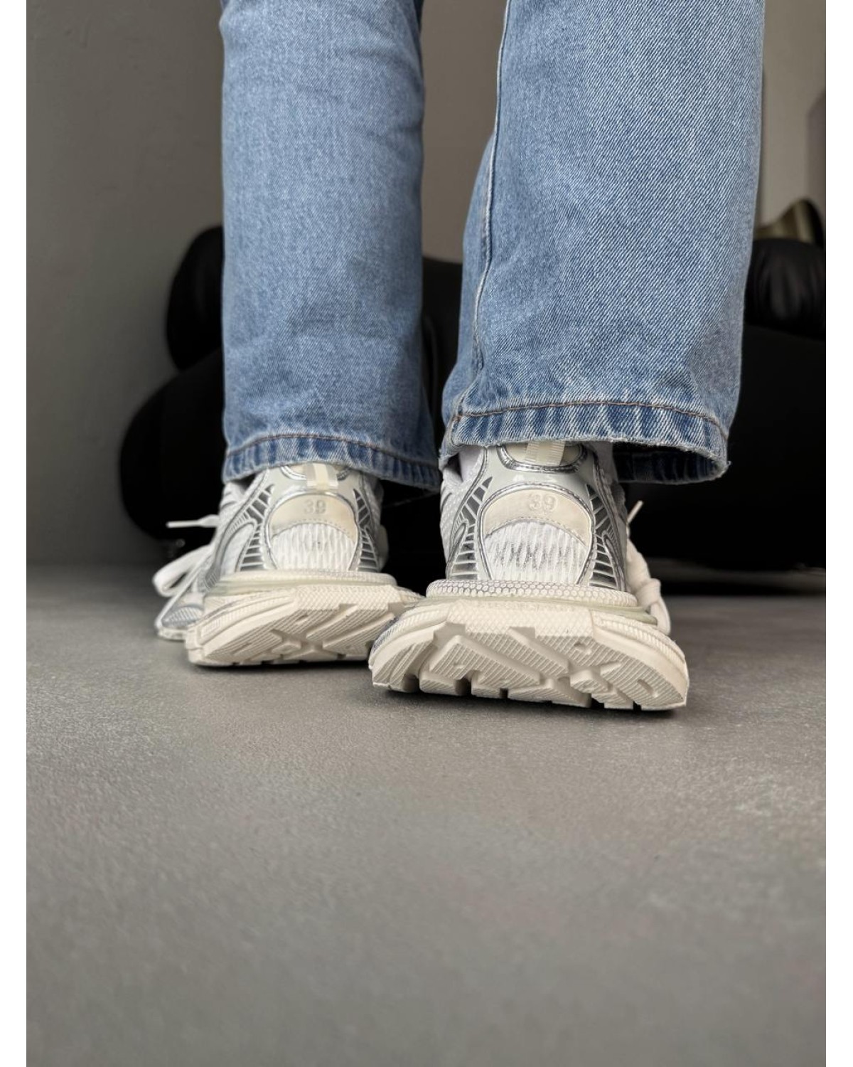 Balenciaga 3XL White/Silver