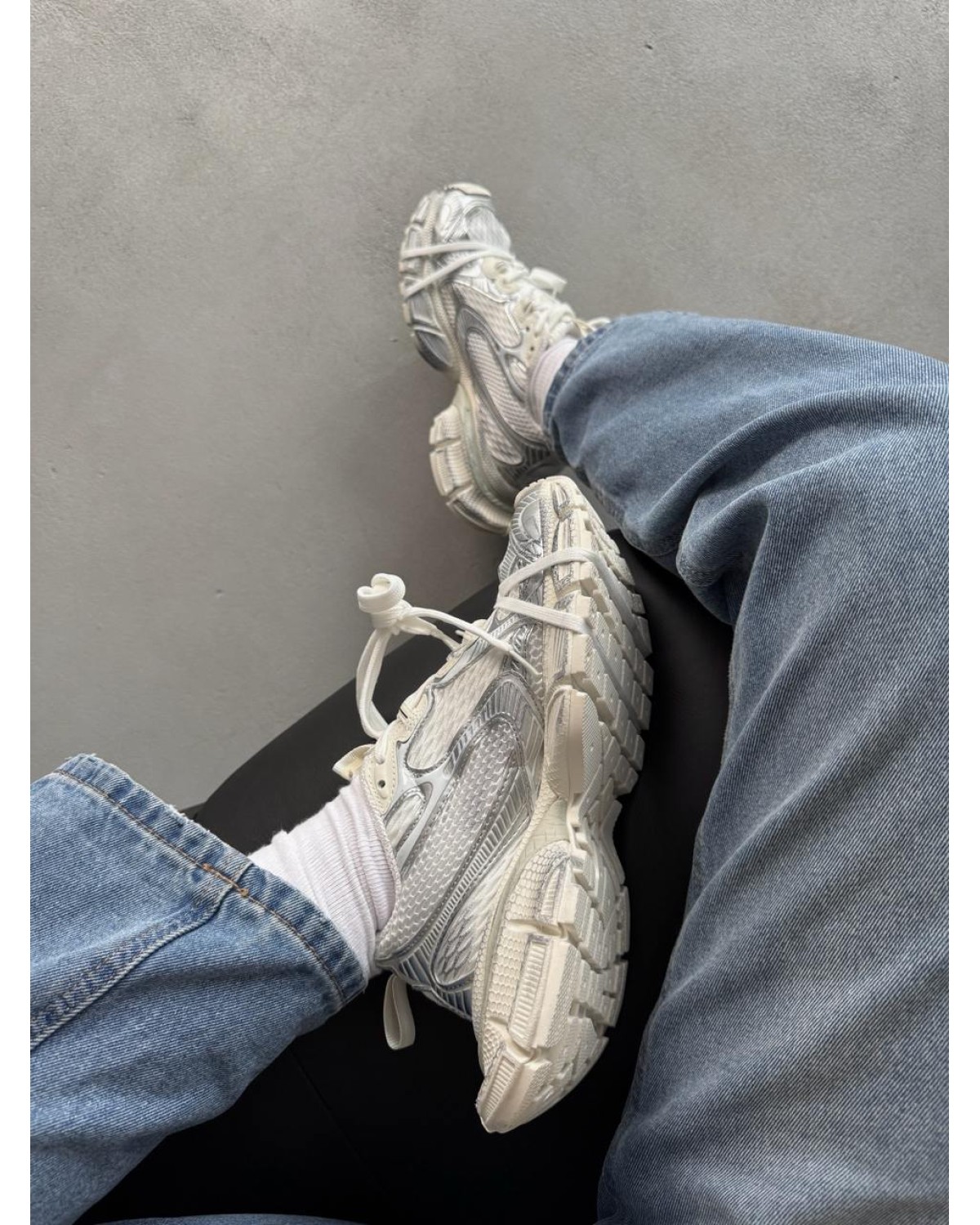 Balenciaga 3XL White/Silver