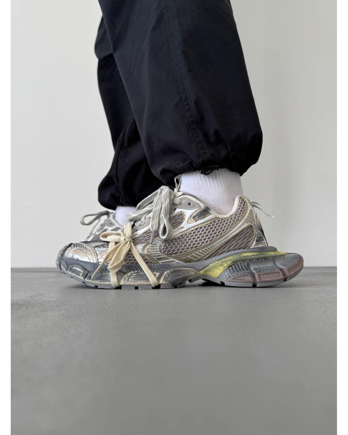 Balenciaga 3XL Worn-Out/Light Beige