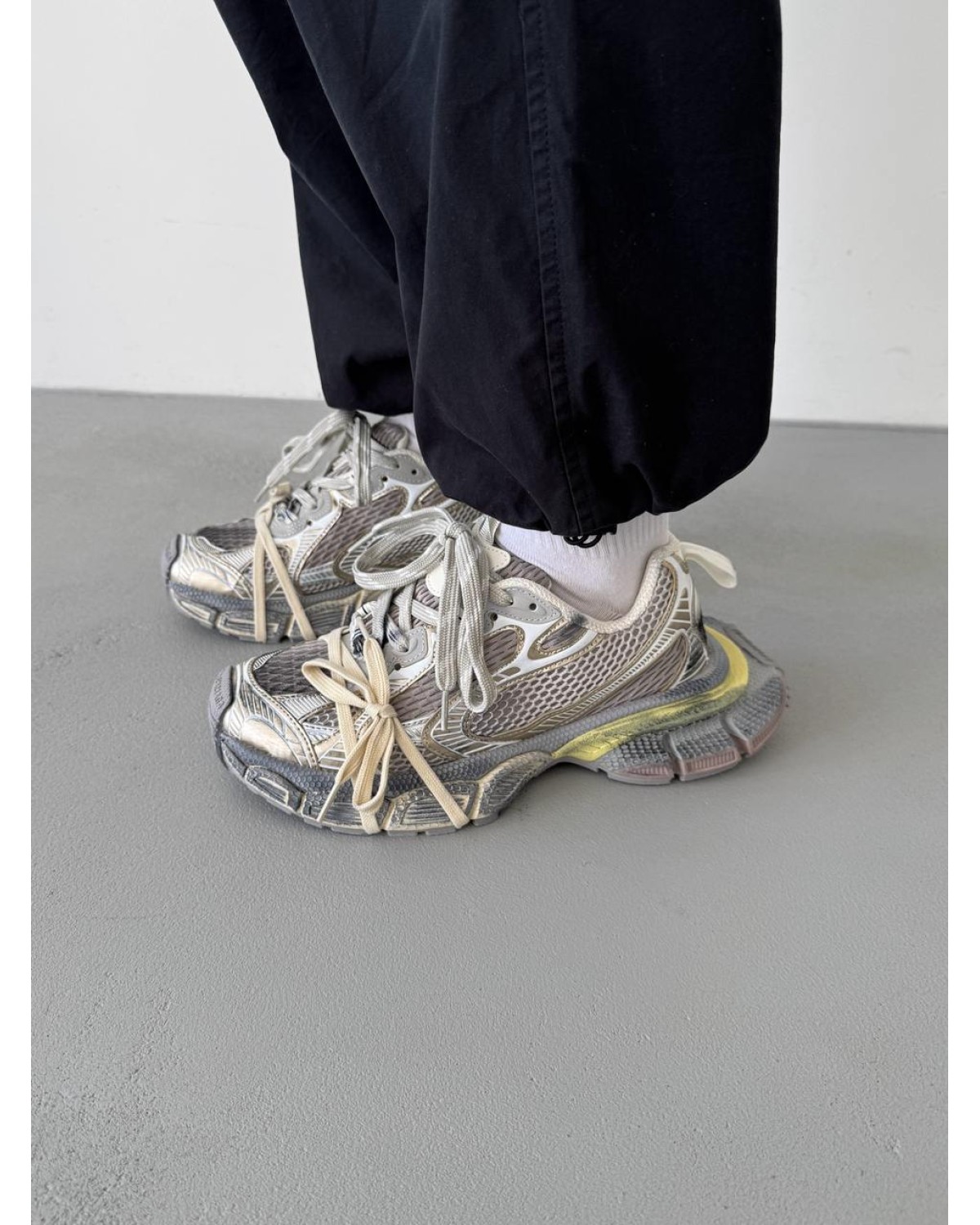 Balenciaga 3XL Worn-Out/Light Beige