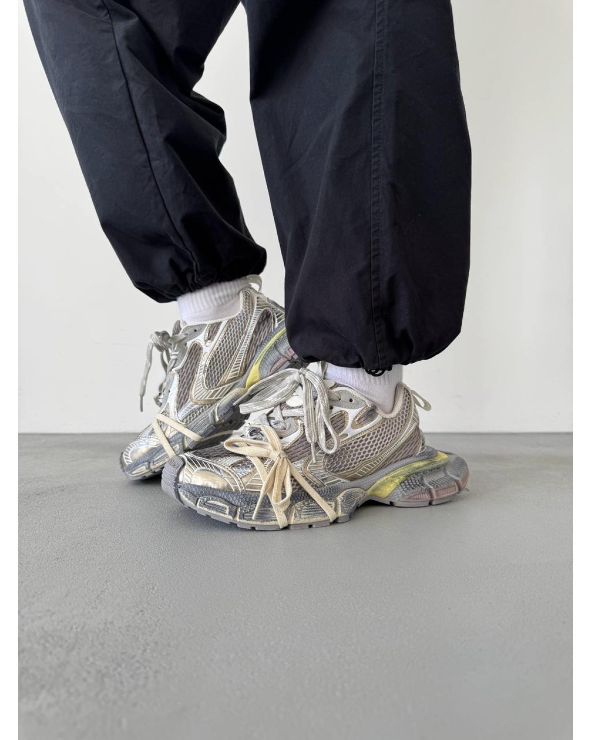 Balenciaga 3XL Worn-Out/Light Beige