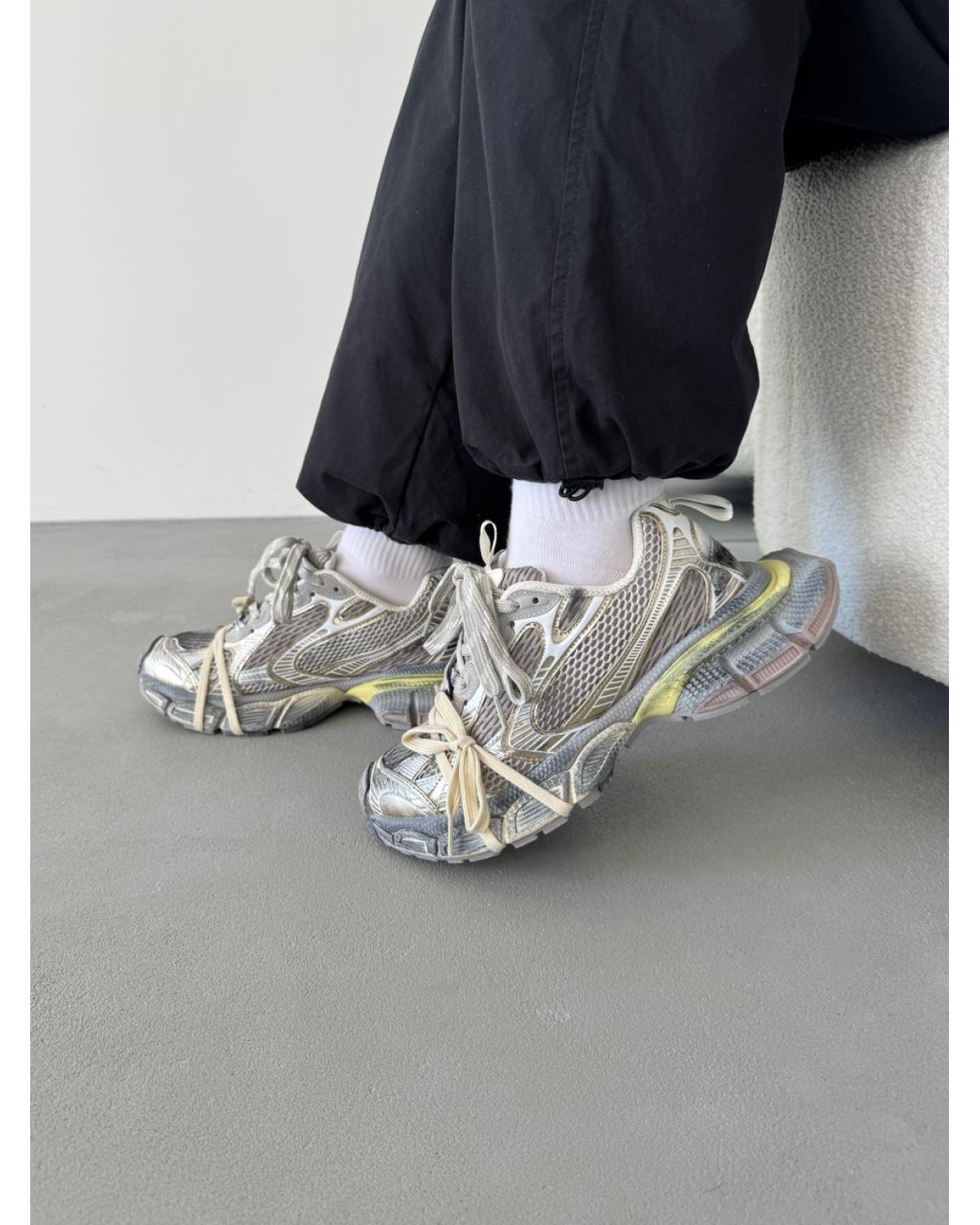 Balenciaga 3XL Worn-Out/Light Beige
