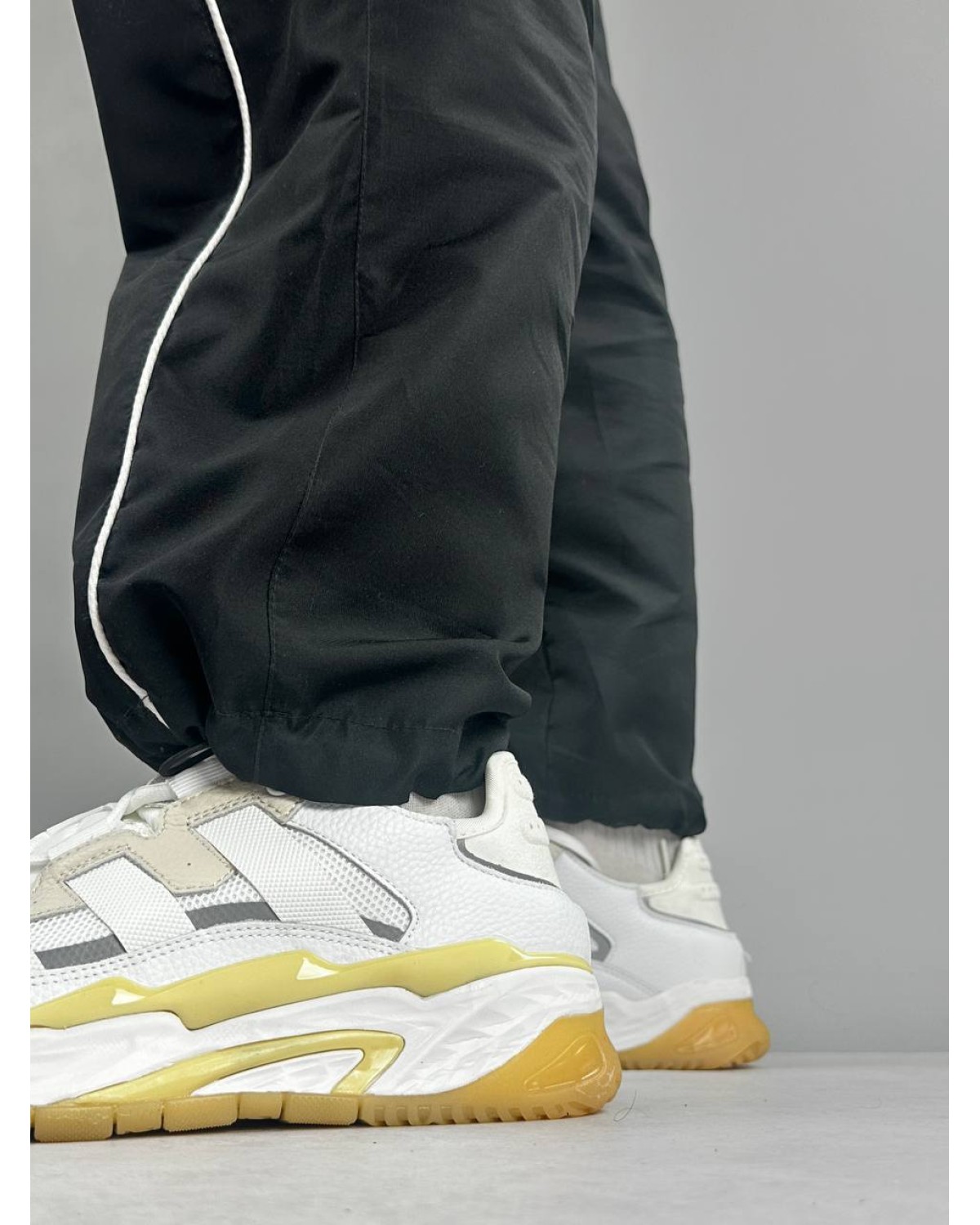 Adidas Niteball White Gum