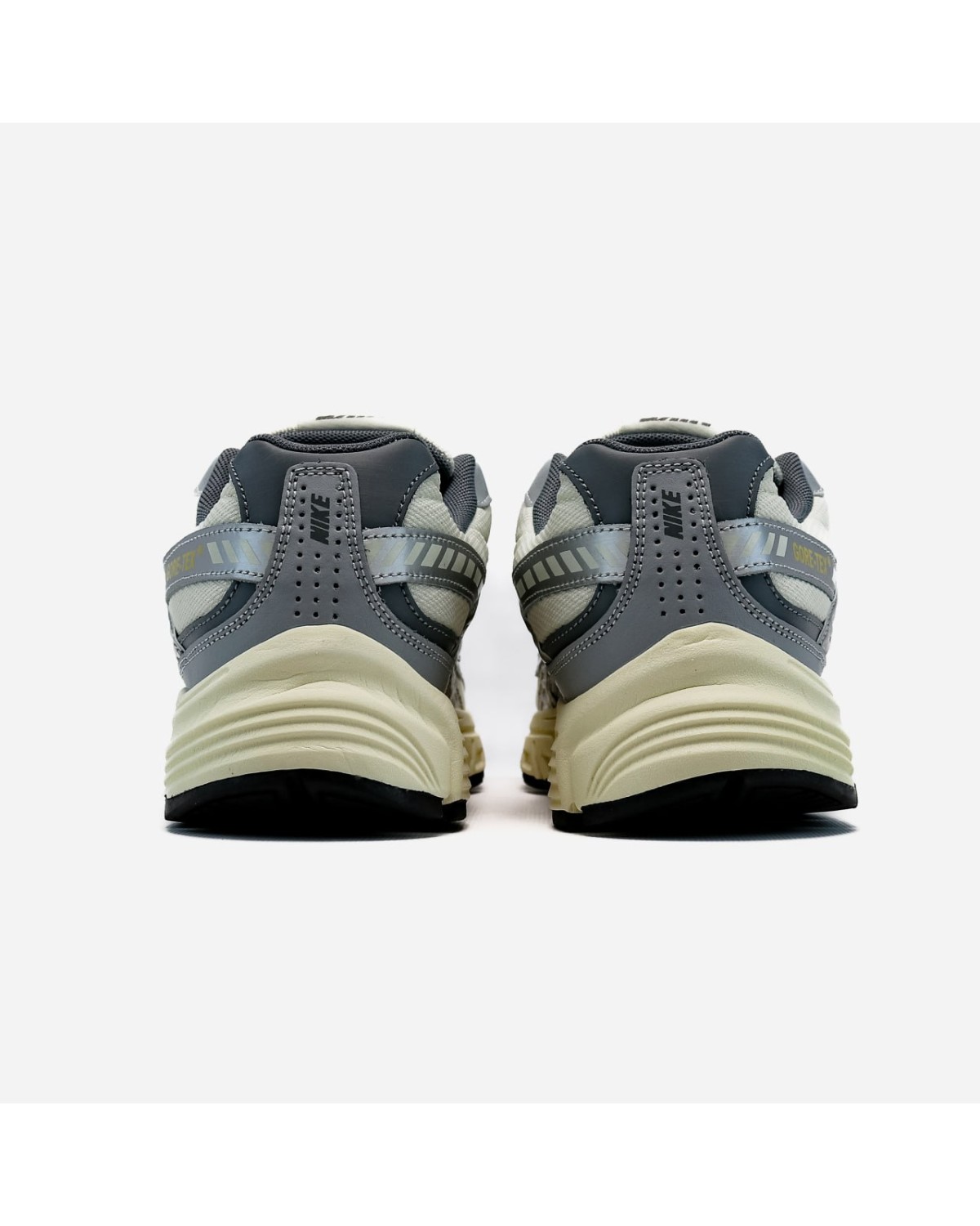 Nike Initiator Light Bone Grey