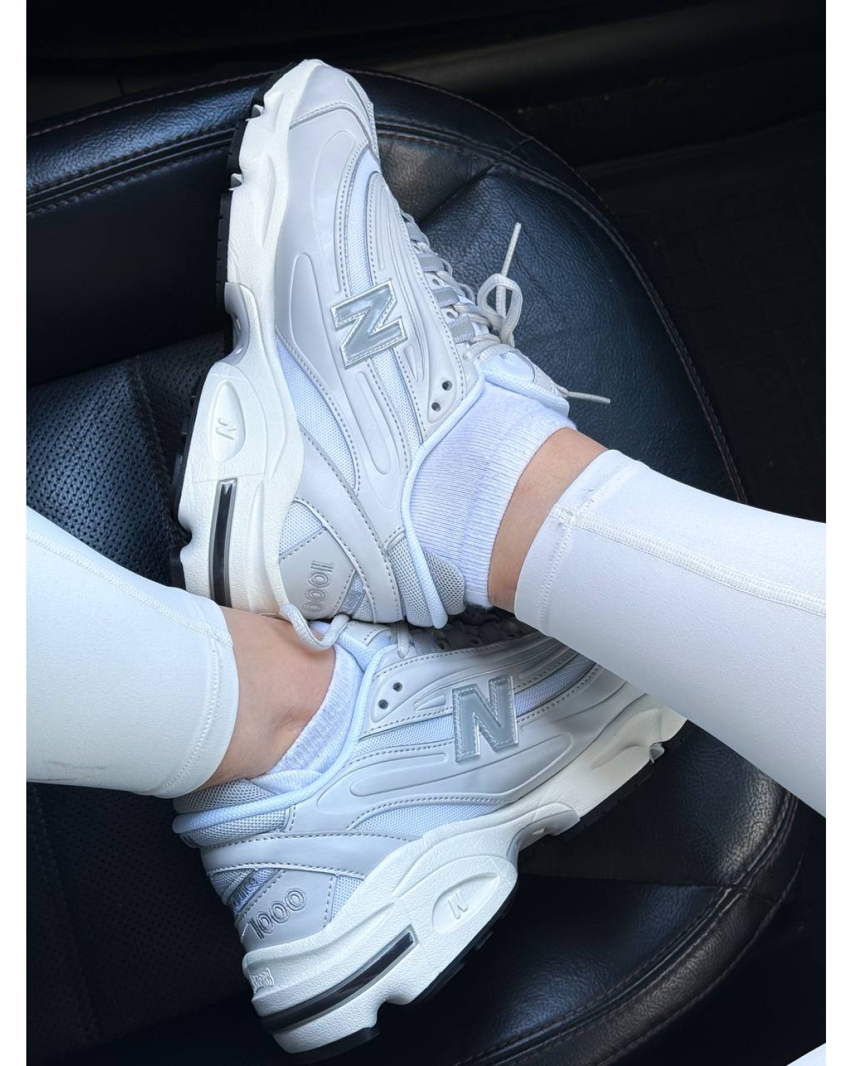 New Balance 1000 Silver