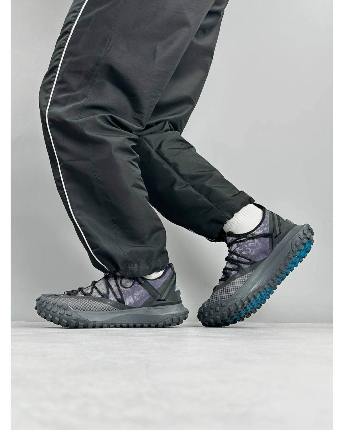 Nike ACG Mountain Fly Black Violet Gore-Tex