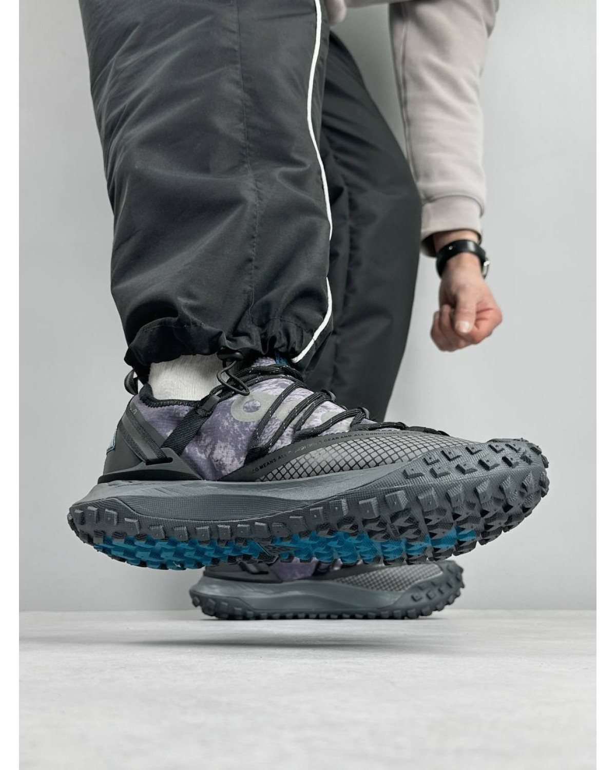 Nike ACG Mountain Fly Black Violet Gore-Tex