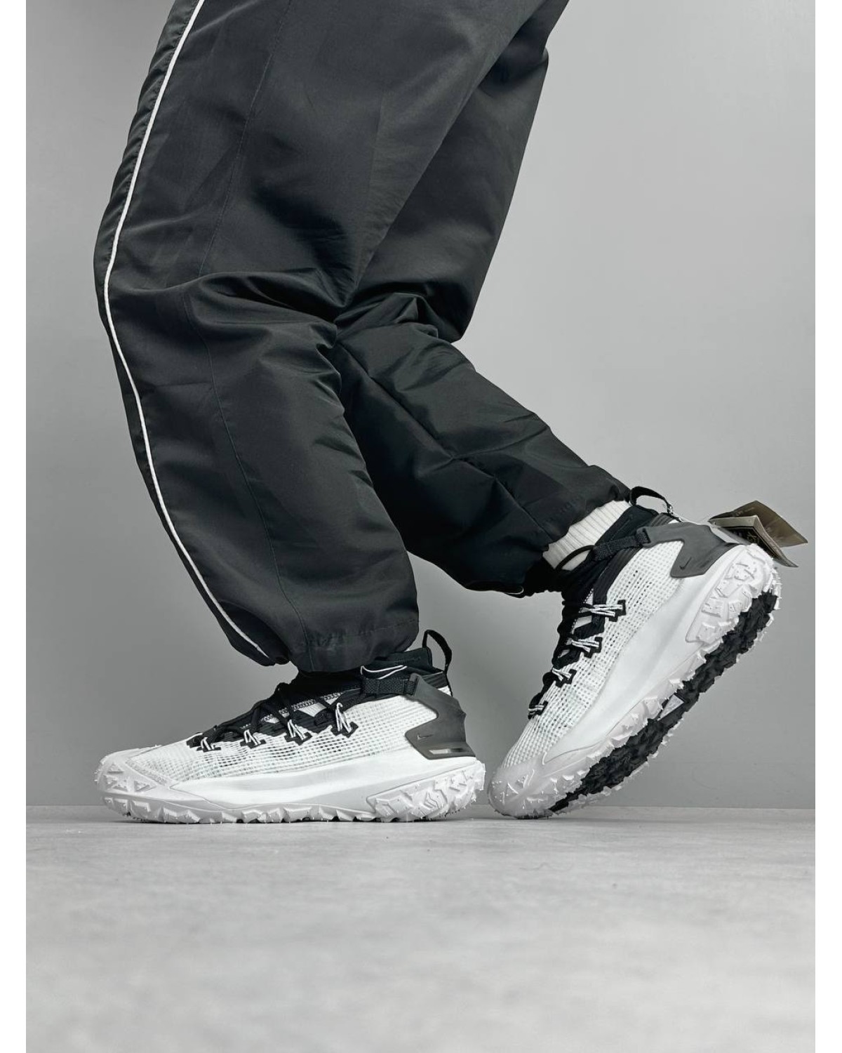 Nike ACG Mountain Fly Black White Gore-Tex