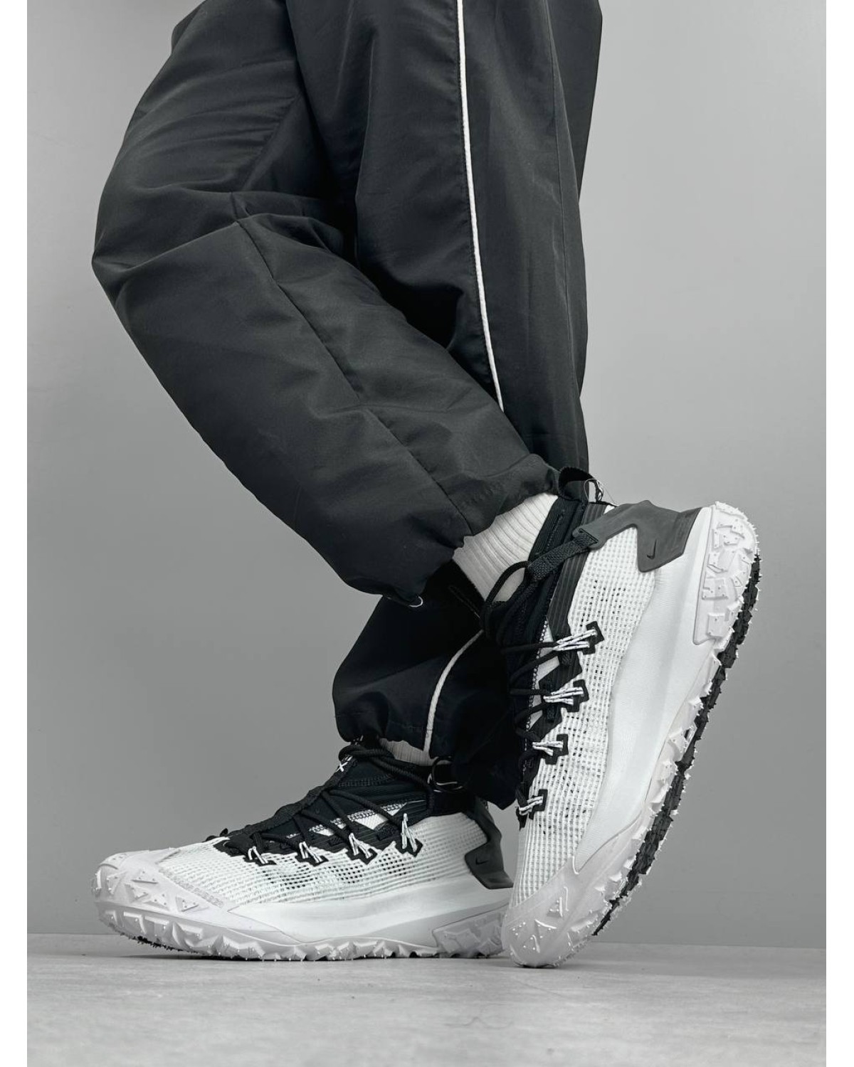 Nike ACG Mountain Fly Black White Gore-Tex