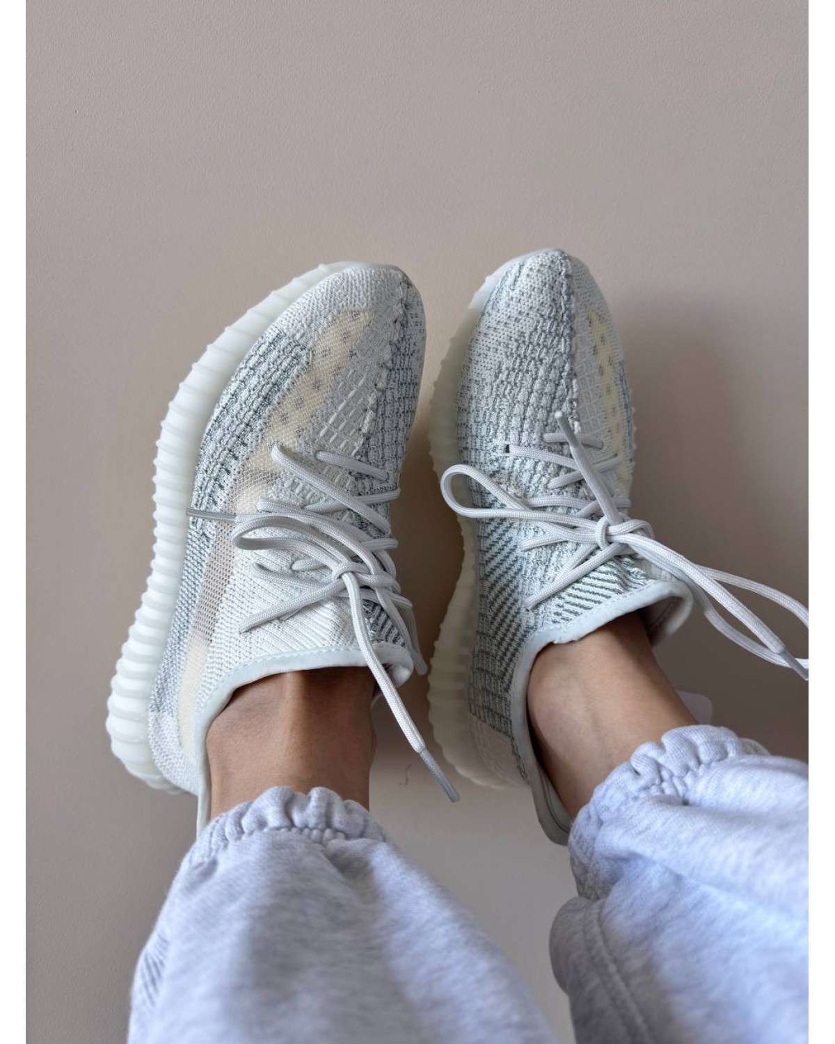 Adidas Yeezy Boost 350 V2 Cloud White Reflective