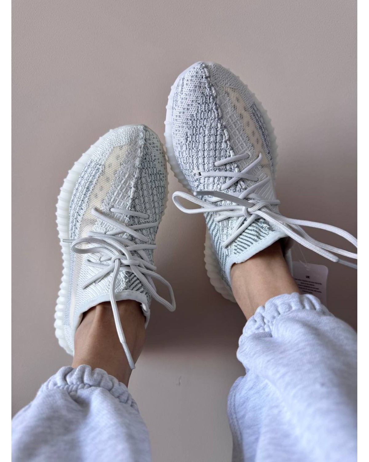 Adidas Yeezy Boost 350 V2 Cloud White Reflective