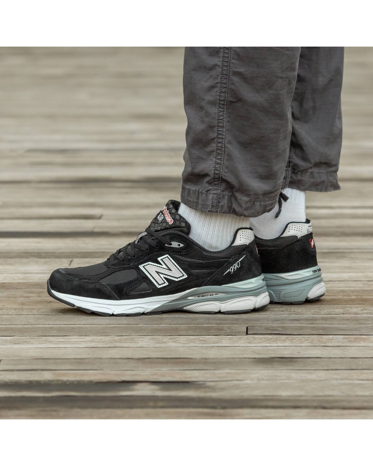 New Balance  990 v3 Black\White