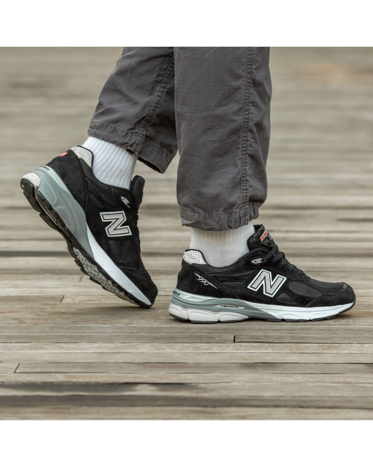 New Balance  990 v3 Black\White